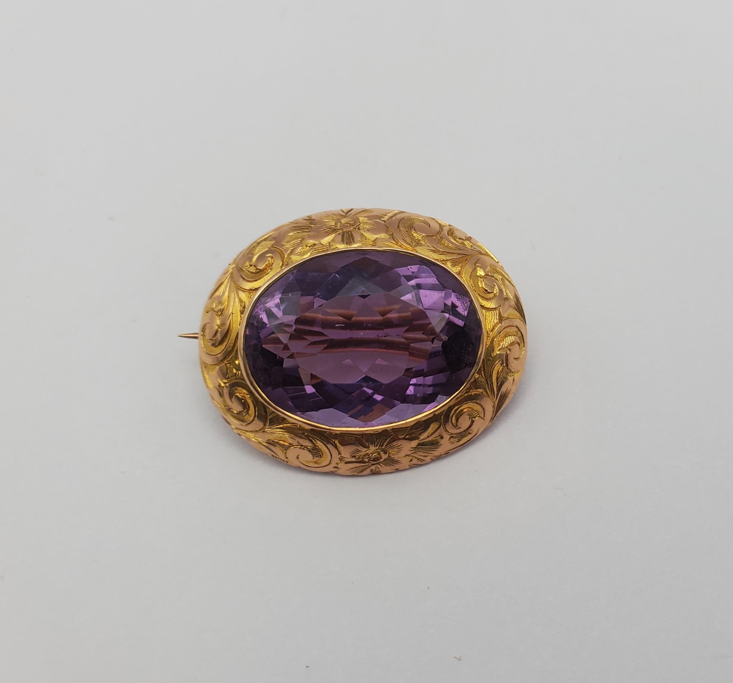 14Y Lovely Sculpted Oval Amethyst Estate Brooch  For Sale 3