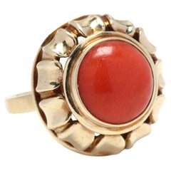 14Y Round Coral Ribbon Ring