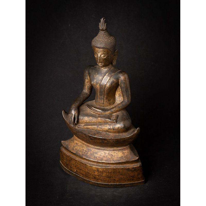 15th-16th Bronze Thai Lanna Buddha Statue from Thailand For Sale 8