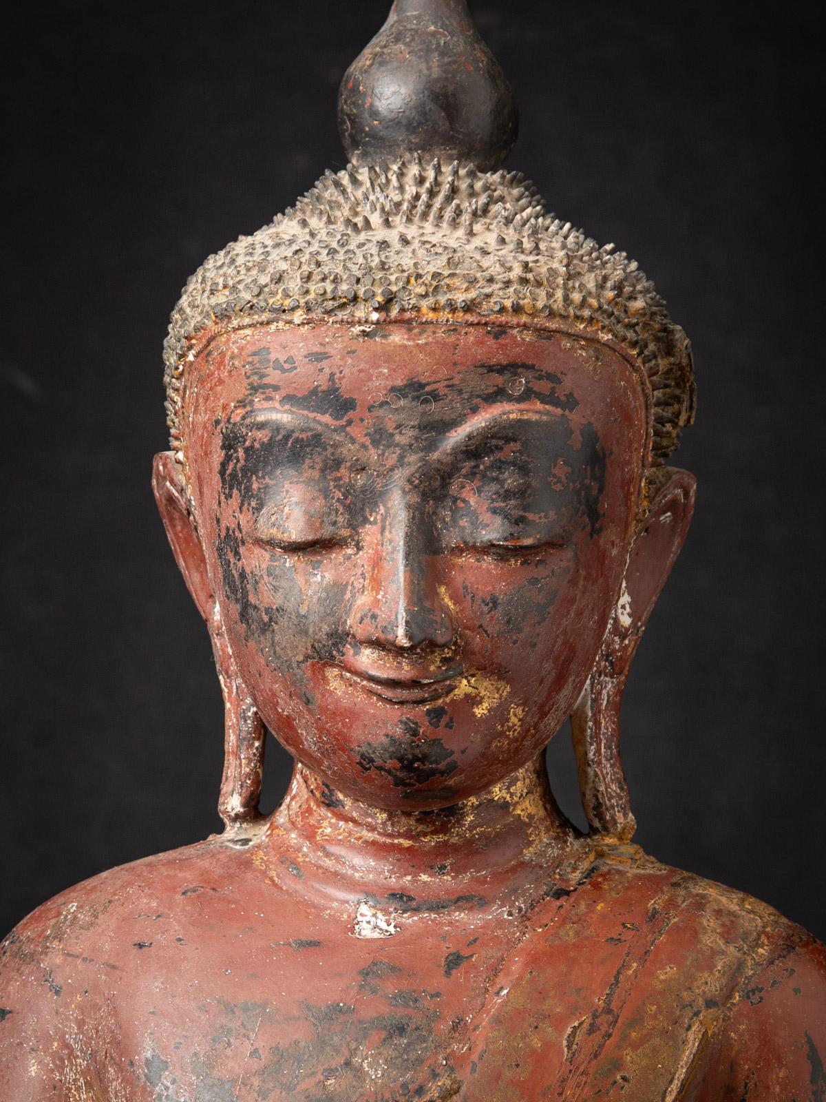 statue de Bouddha birman en bois du 15e-16e siècle, ancienne et précoce Bon état - En vente à DEVENTER, NL