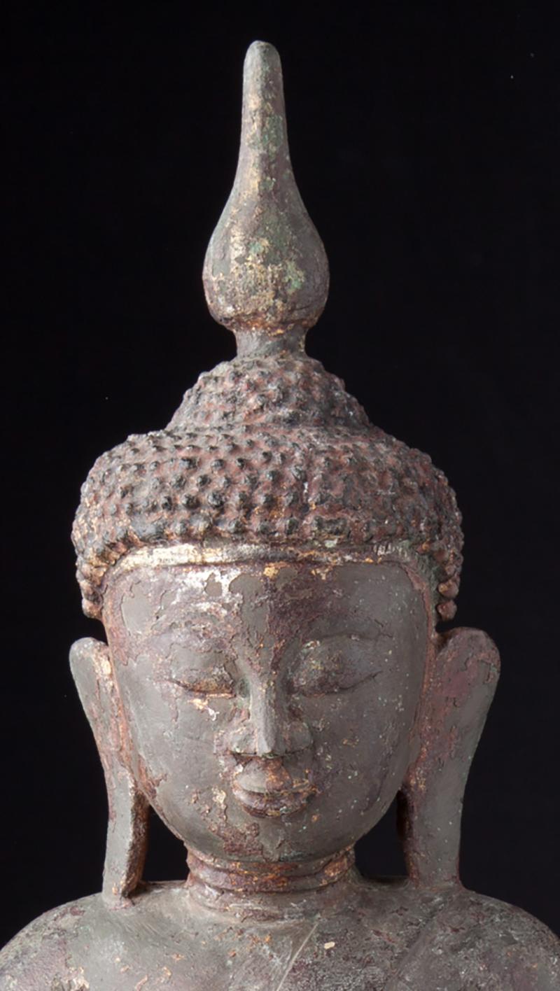 15-16th century special bronze Ava Buddha statue from Burma - Original Buddhas For Sale 5