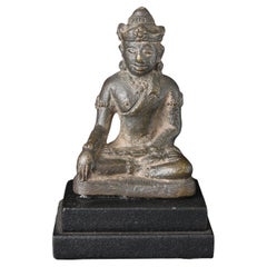 15/16thCSolid Cast Bronze Buddha in Royal Attire