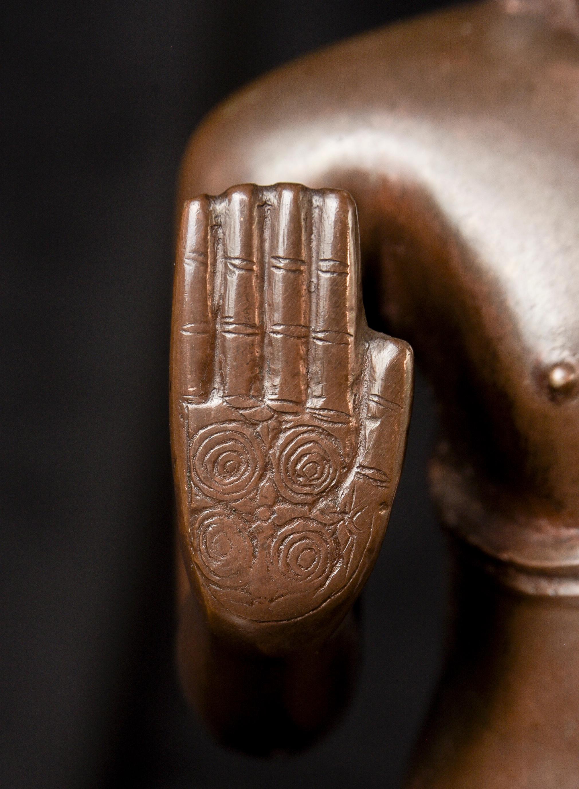 15-18ème siècle Royaume divisé de Sri Lanka/Kandy Bronze - Bouddha très spécial, 10293 en vente 7