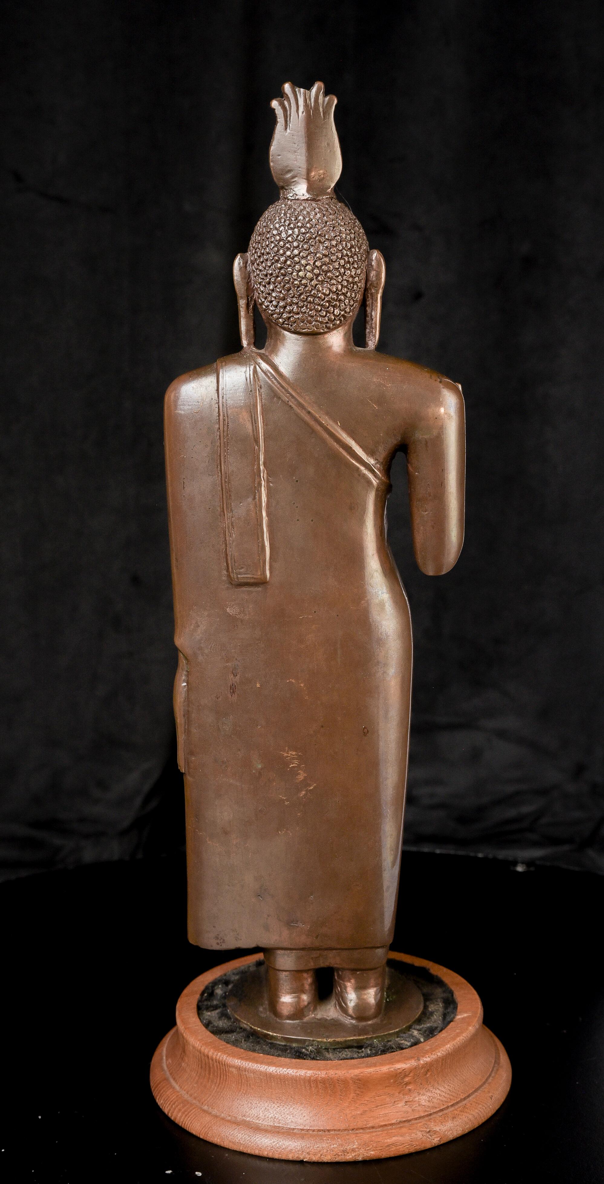 15-18ème siècle Royaume divisé de Sri Lanka/Kandy Bronze - Bouddha très spécial, 10293 Bon état - En vente à Ukiah, CA