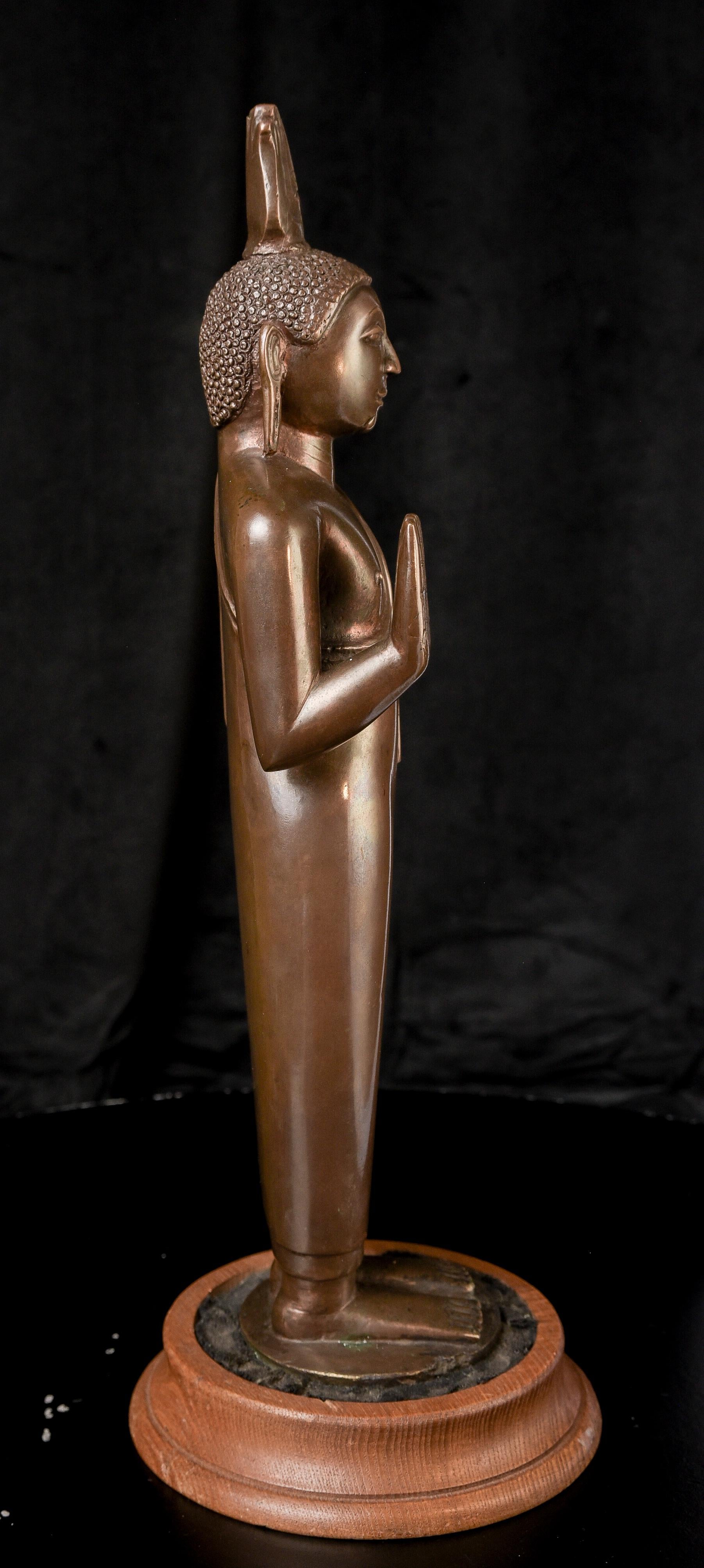 XVIIIe siècle et antérieur 15-18ème siècle Royaume divisé de Sri Lanka/Kandy Bronze - Bouddha très spécial, 10293 en vente