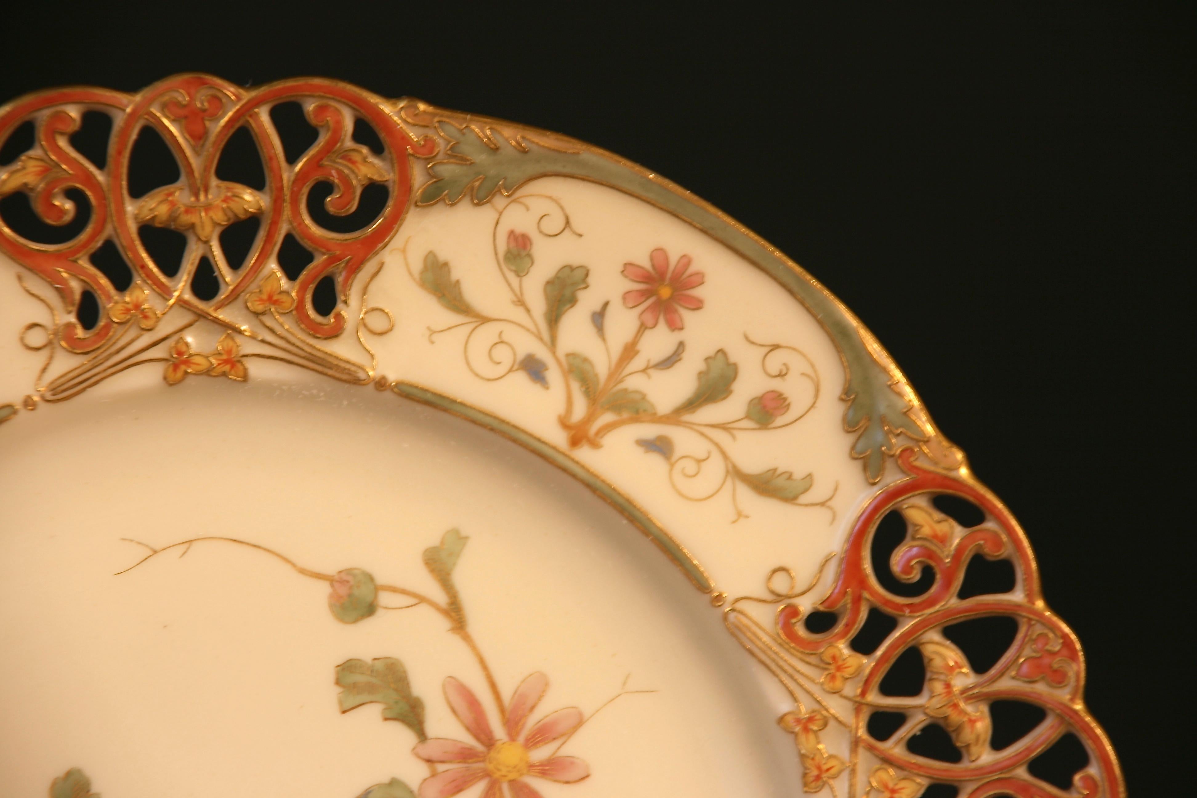 15 19th Century Royal Worcester Reticulated Botanical Plates For Sale 9