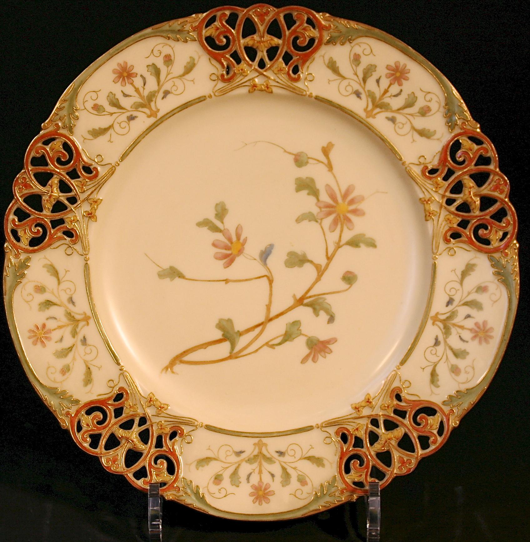 English 15 19th Century Royal Worcester Reticulated Botanical Plates For Sale
