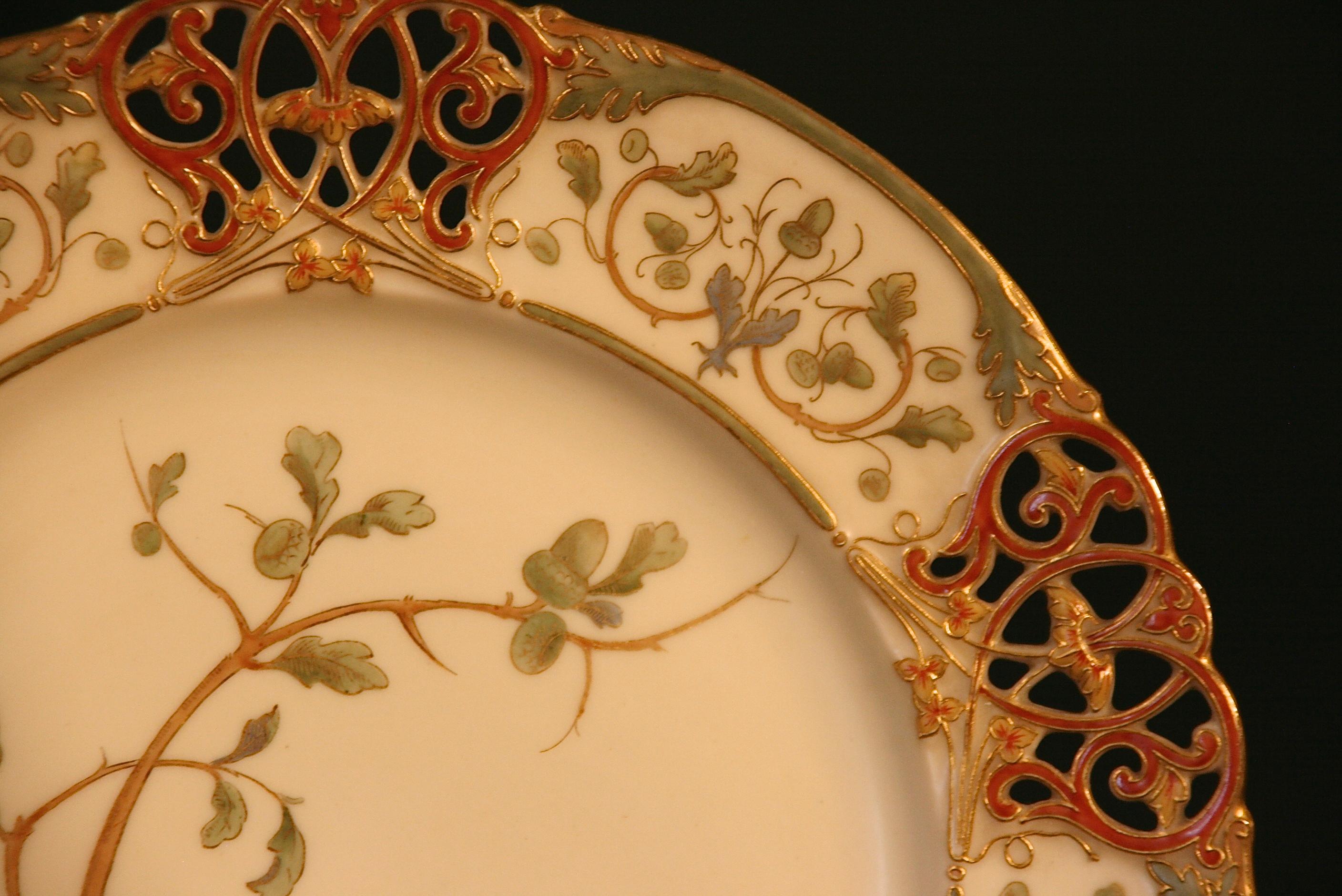 15 19th Century Royal Worcester Reticulated Botanical Plates For Sale 1