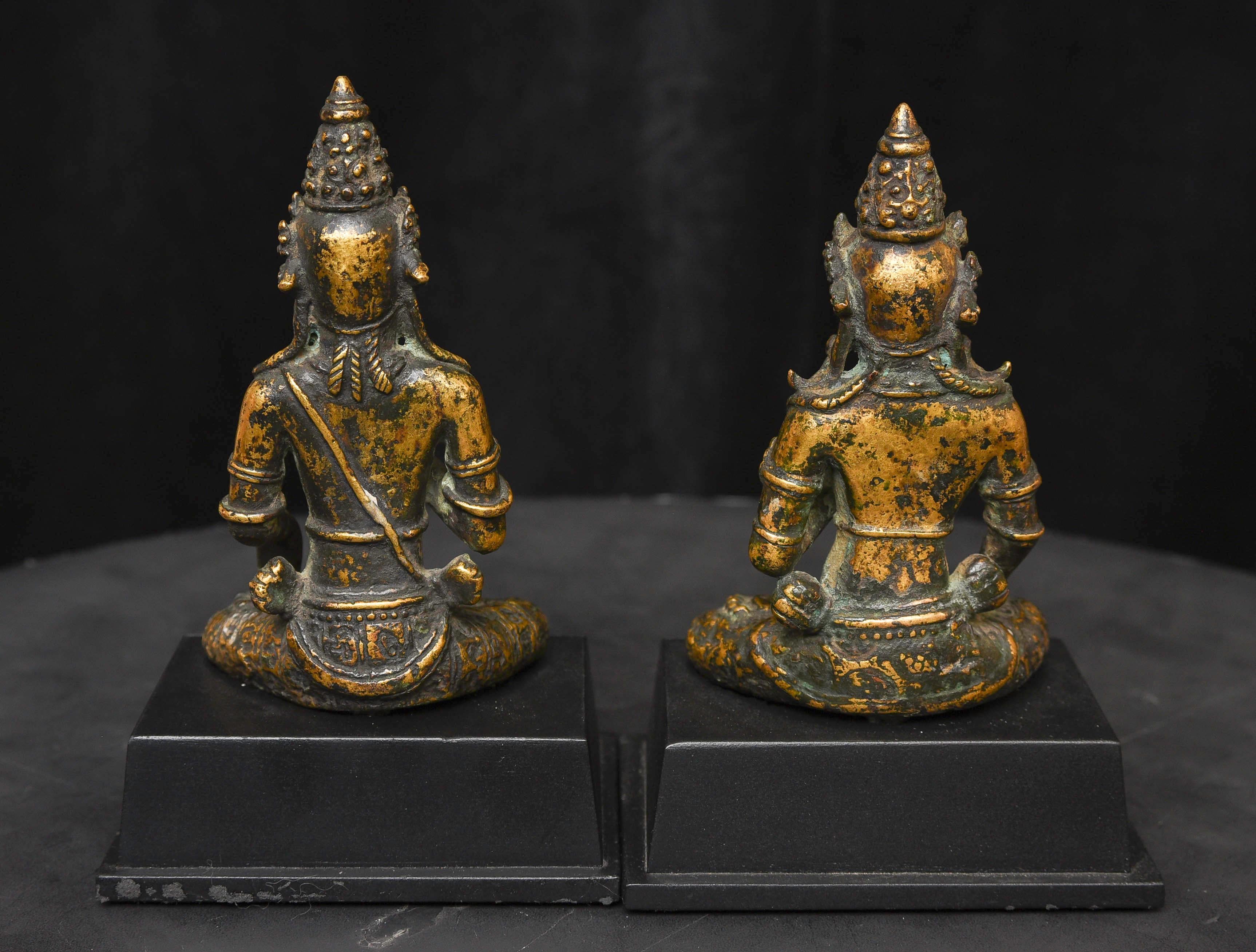 15-19. Jahrhundert Indonesische oder javanische vergoldete Bronze-Gottheiten - 9591 im Angebot 8