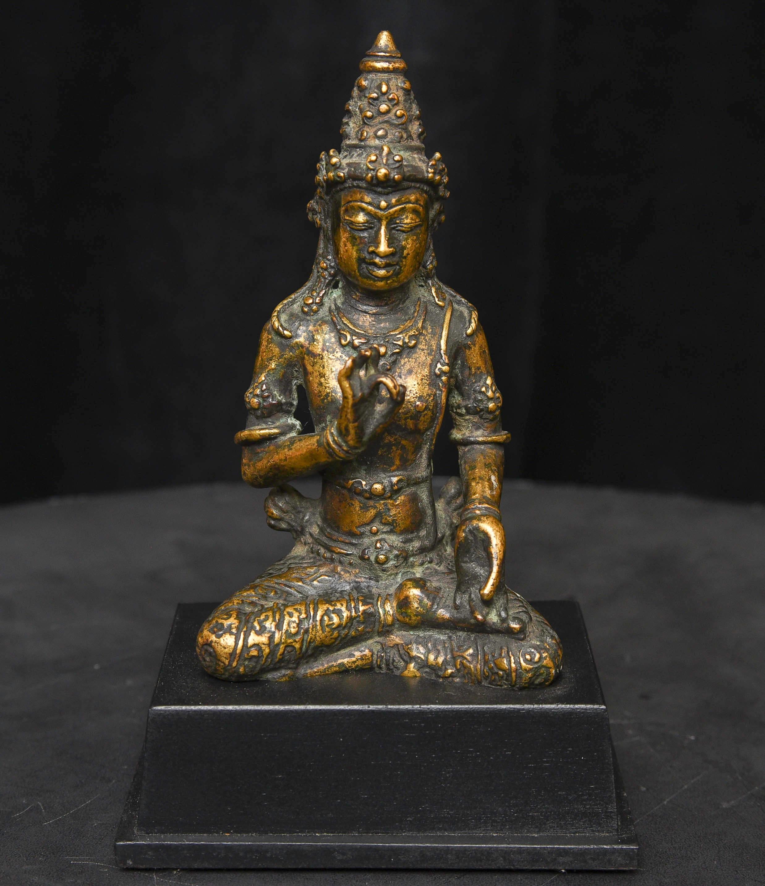 15-19. Jahrhundert Indonesische oder javanische vergoldete Bronze-Gottheiten - 9591 im Angebot 2