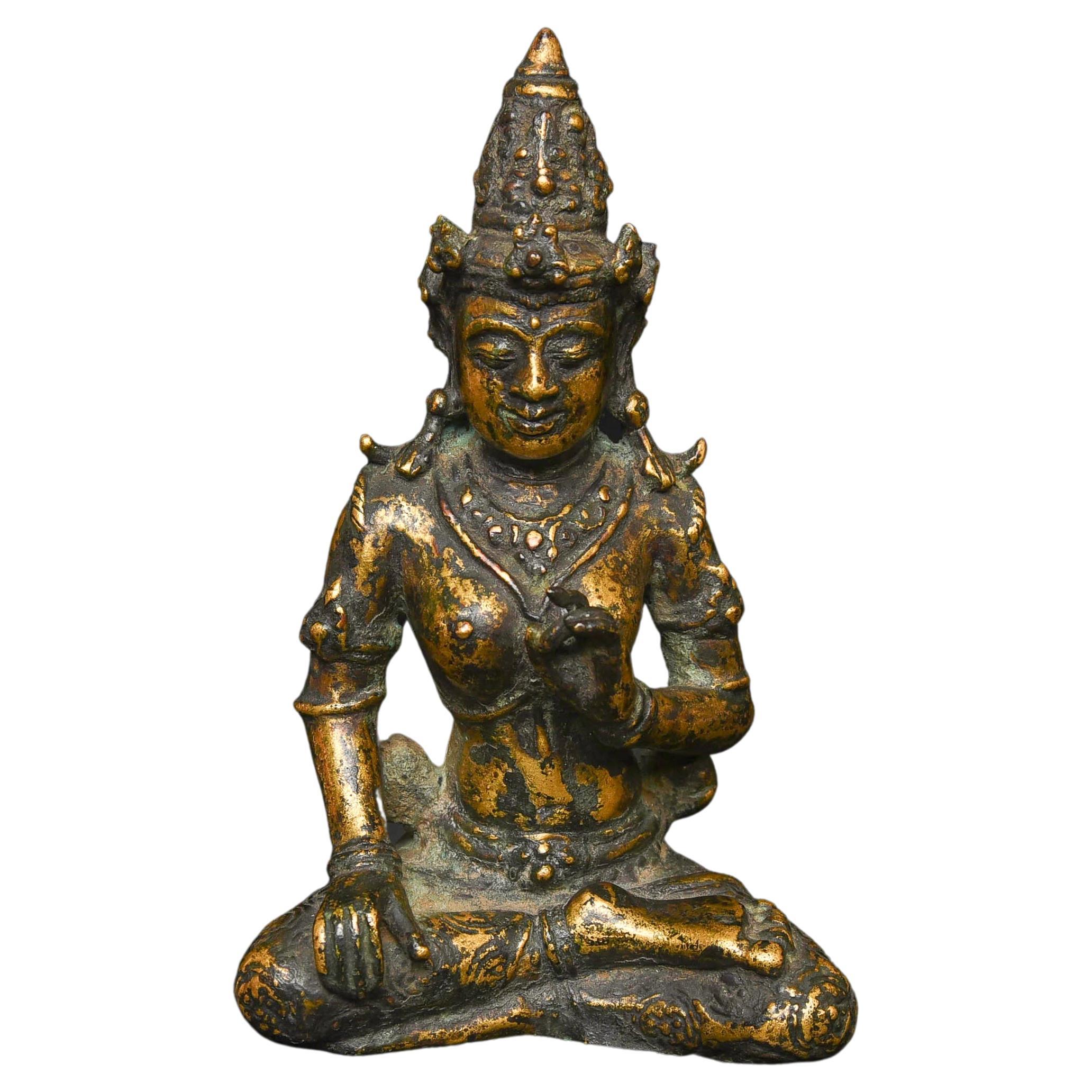 15-19. Jahrhundert Indonesische oder javanische vergoldete Bronze-Gottheiten - 9591 im Angebot