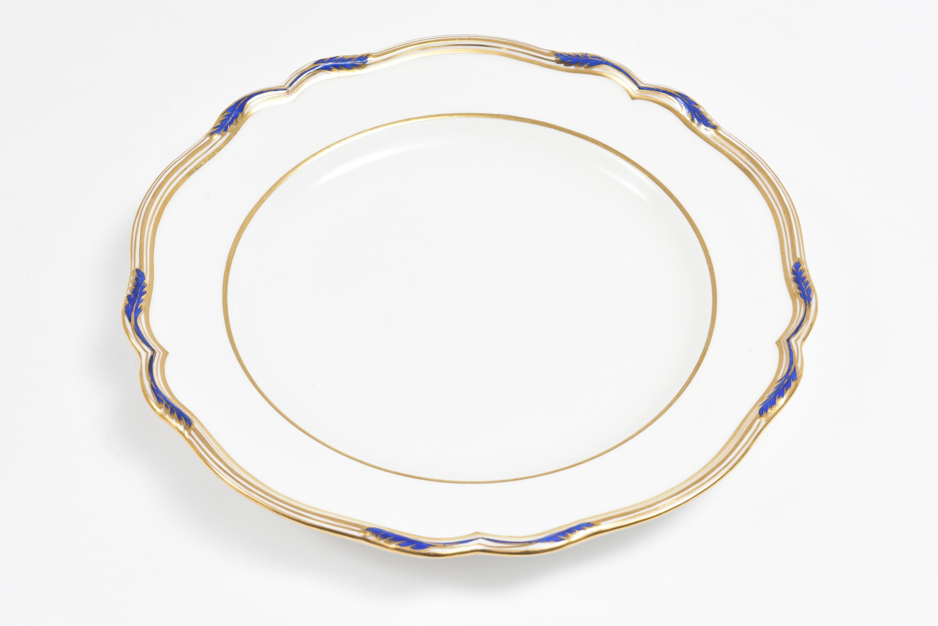 15 Antique Cobalt and Gold Dinner Plates, Spode, England Scalloped Shape Edge In Good Condition In West Palm Beach, FL