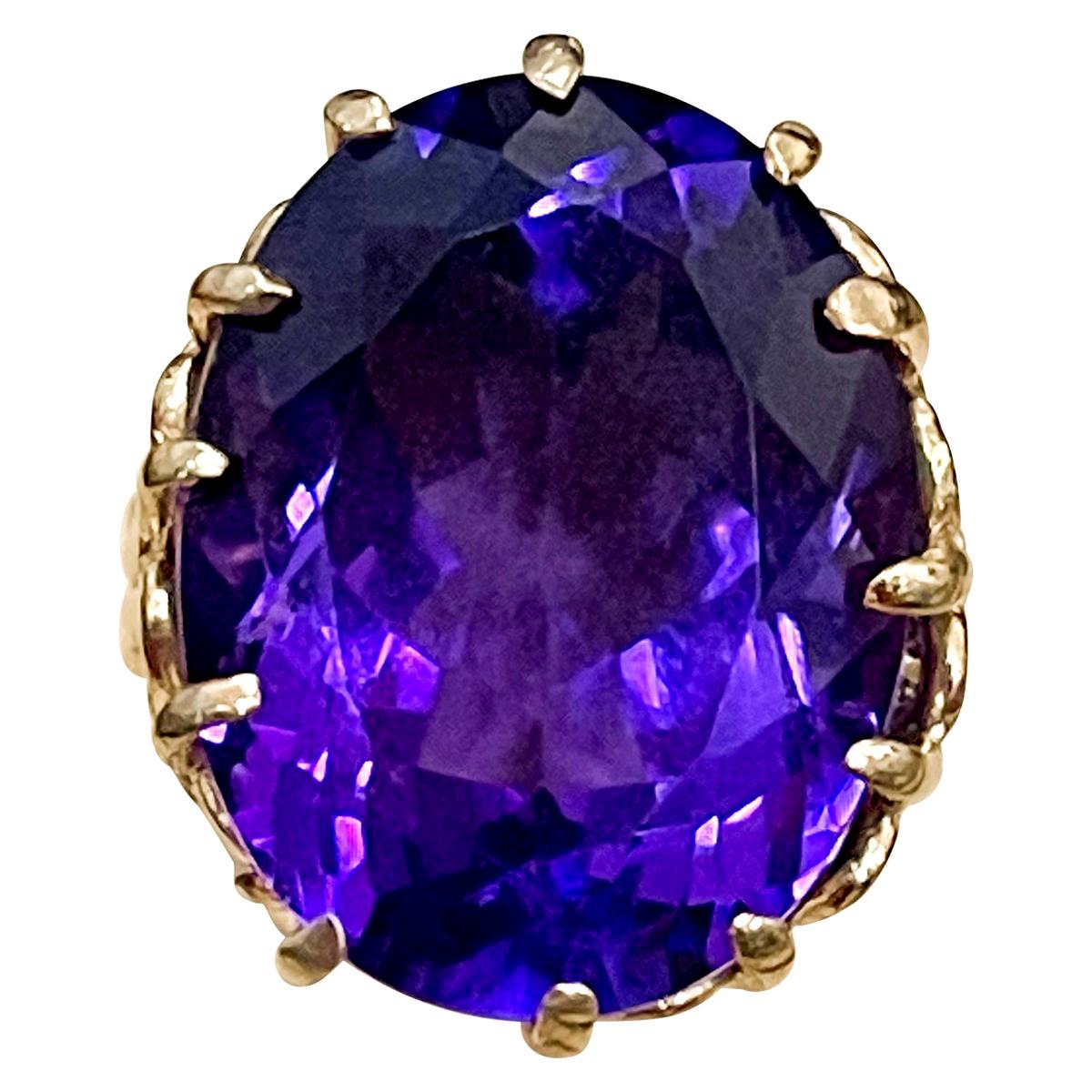 15 Carat Amethyst Cocktail Ring in 14 Karat Yellow Gold For Sale