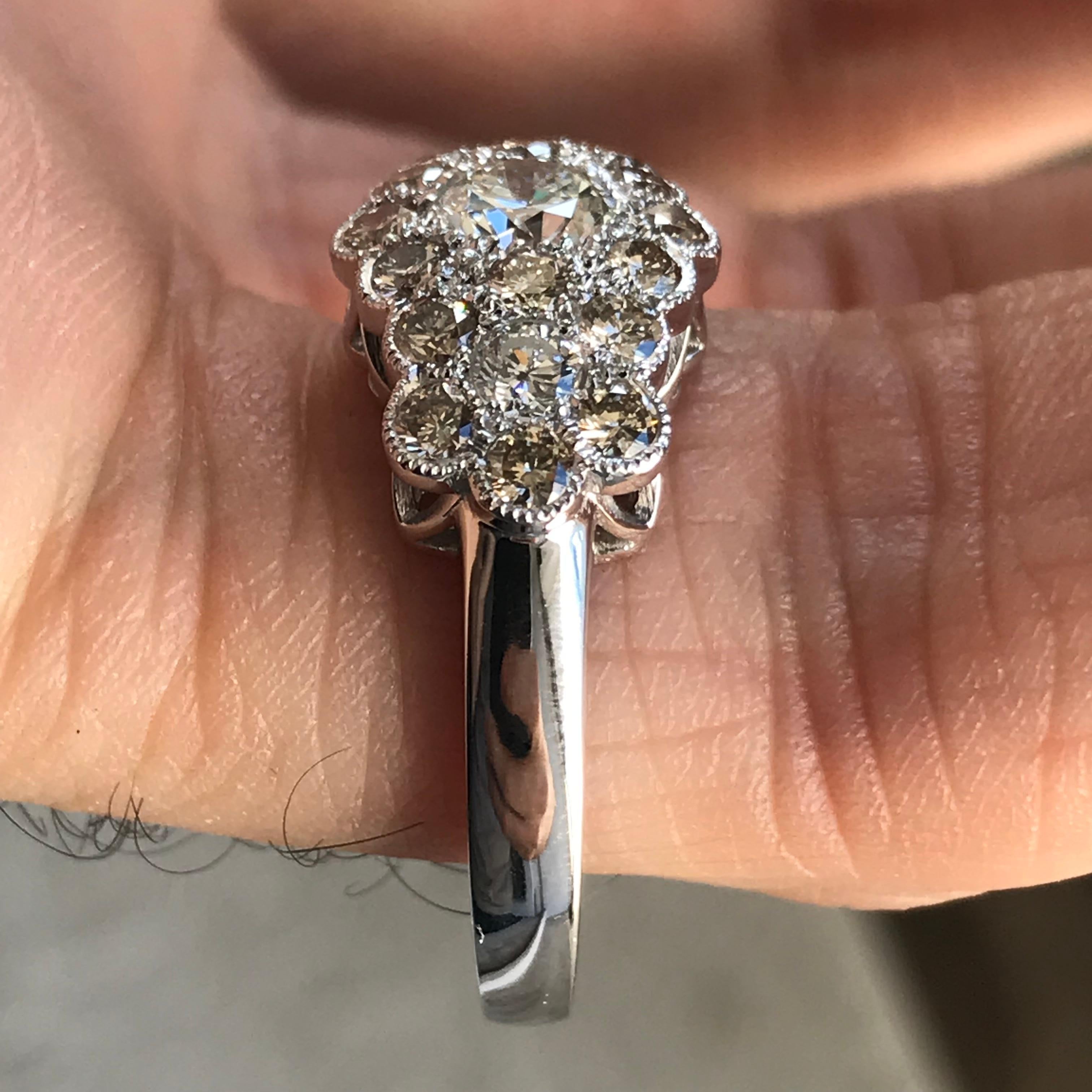 Ungefähr 1,5 Karat, Diamant-Pflaster-Ring 14 Karat Weißgold, Ben Dannie im Angebot 1