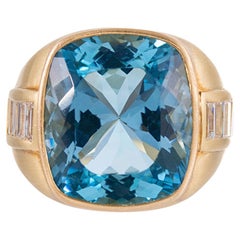 15 Carat Aquamarine & Baguette Diamond Ring