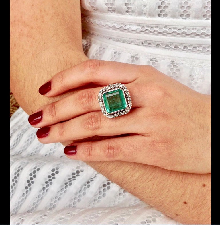 15 Carat Art Deco Style Fine Colombian Emerald Diamond Ring 18 Karat ...