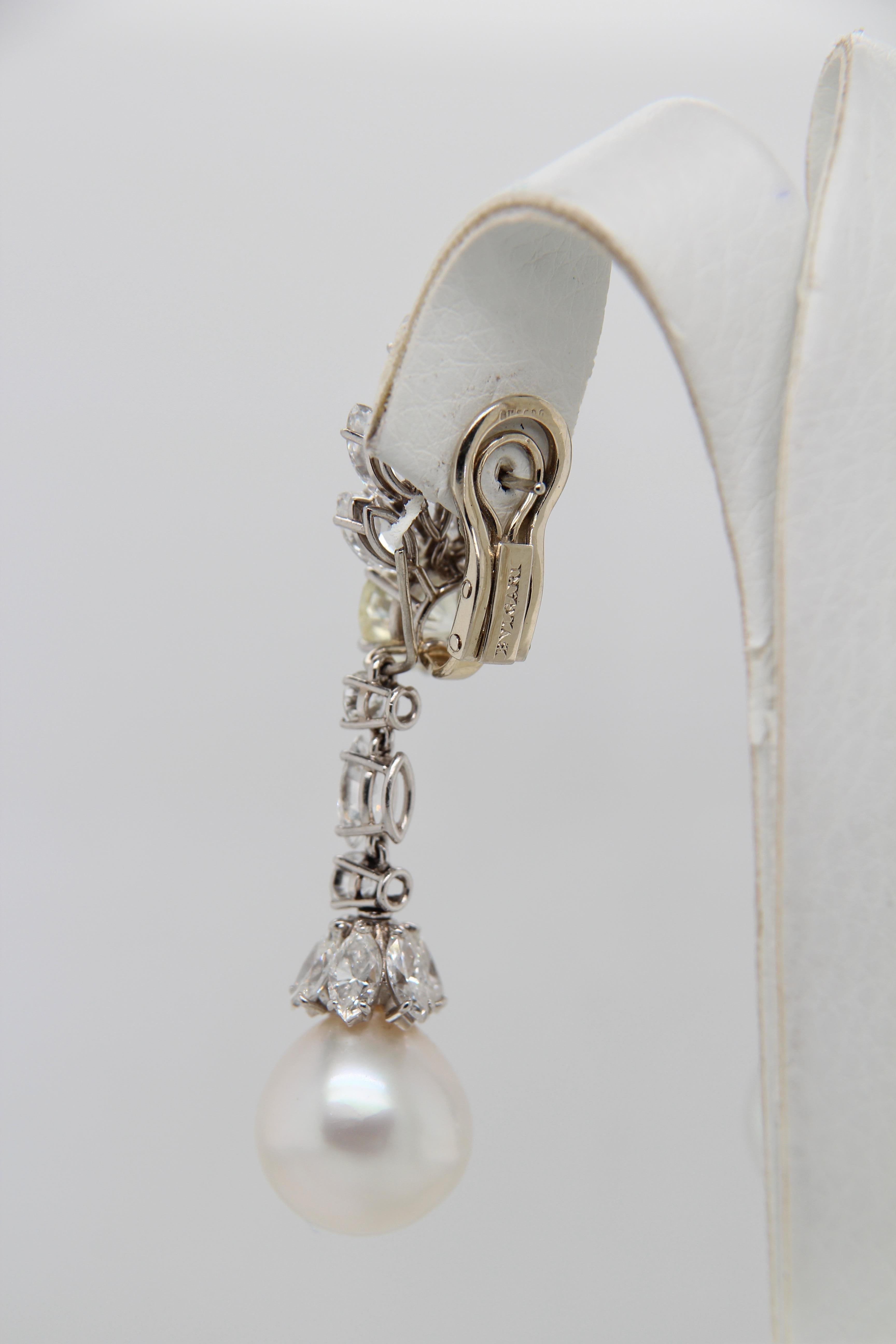 Women's or Men's 15 Carat Bvlgari Pearl Earring