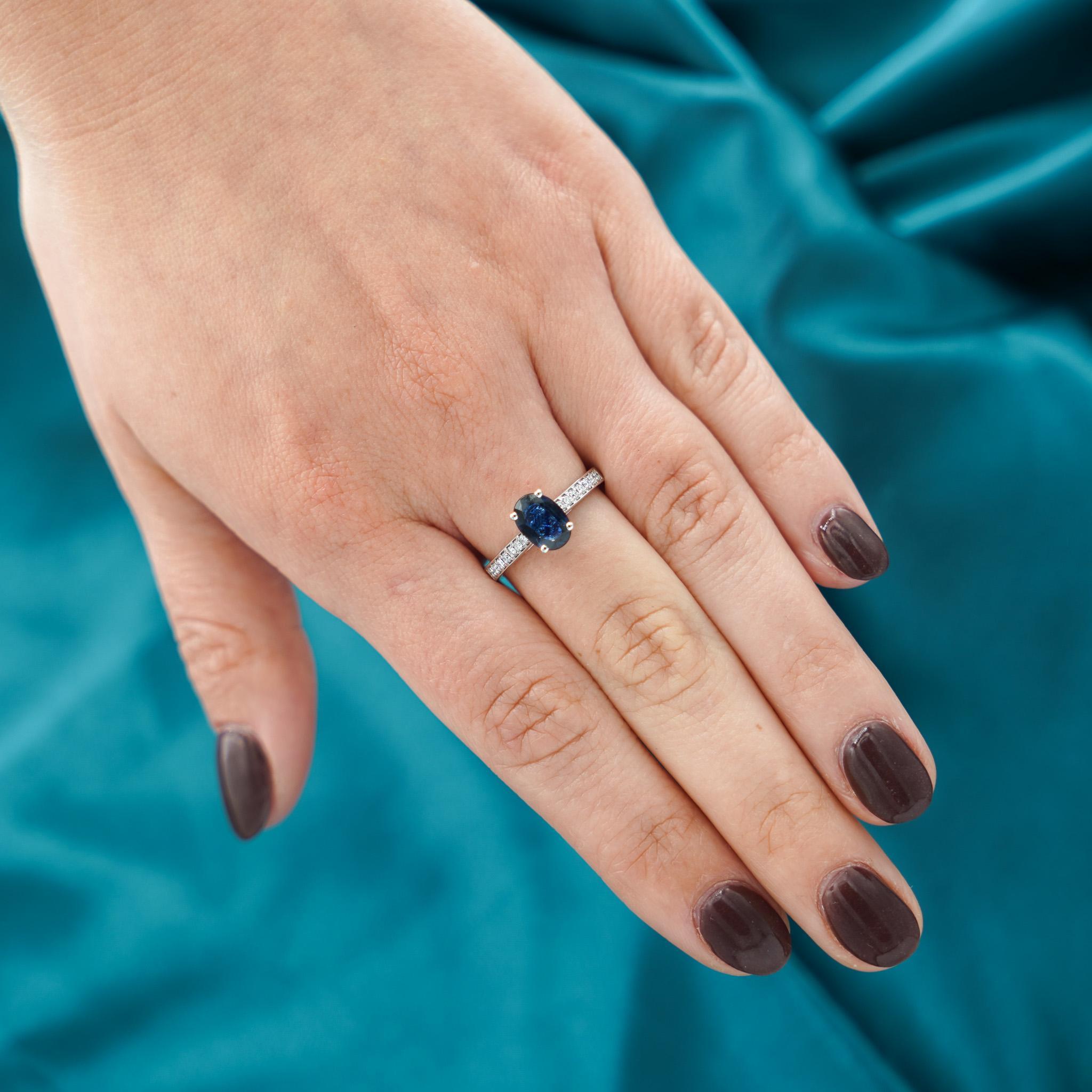 Oval Cut 1.5 Carat Deep Blue Sapphire & Diamond Cathedral 18K Gold Ring For Sale