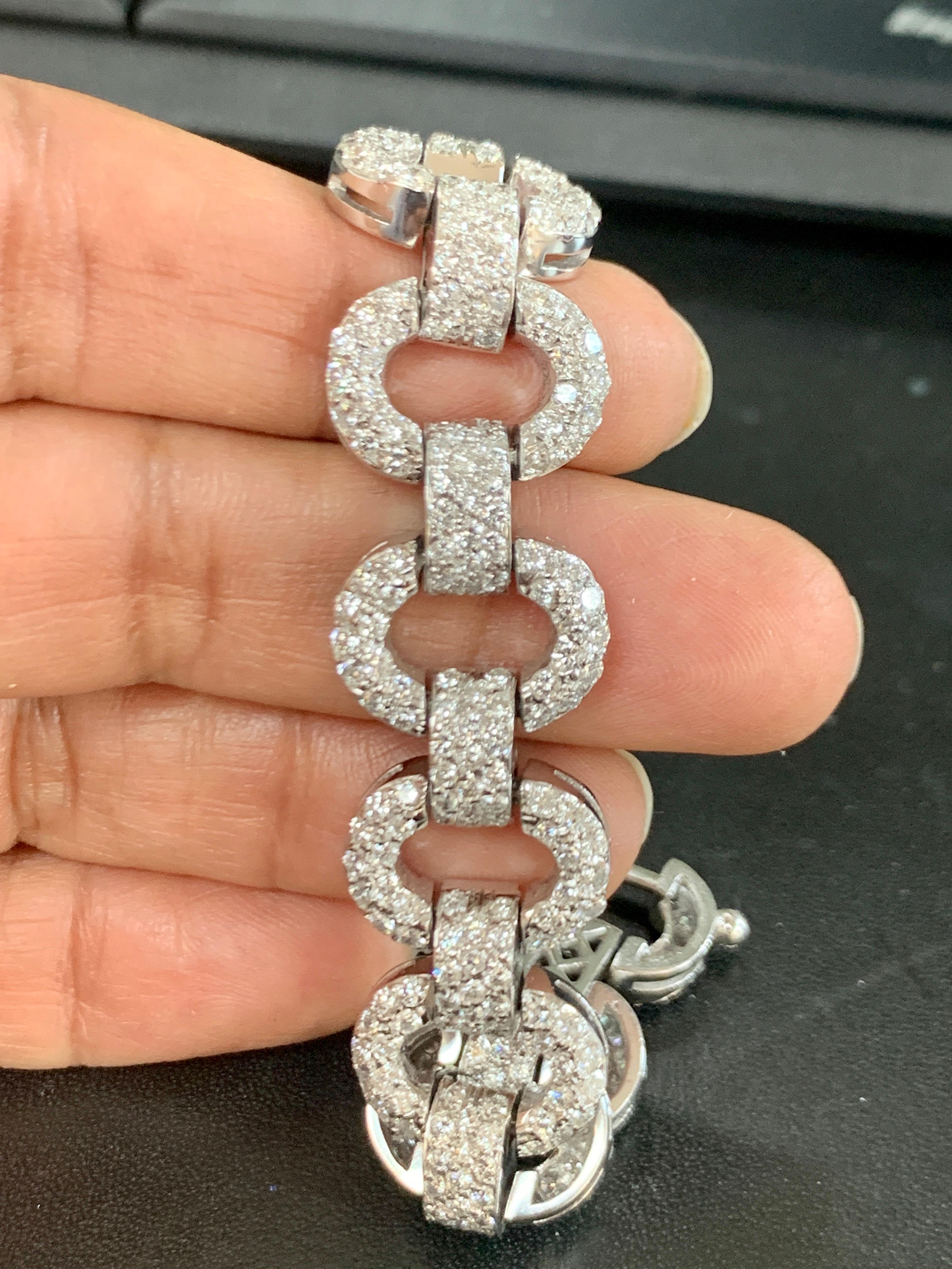 15 Carat Diamond Bracelet in 18 Karat White Gold, 63 Grams, Estate 2