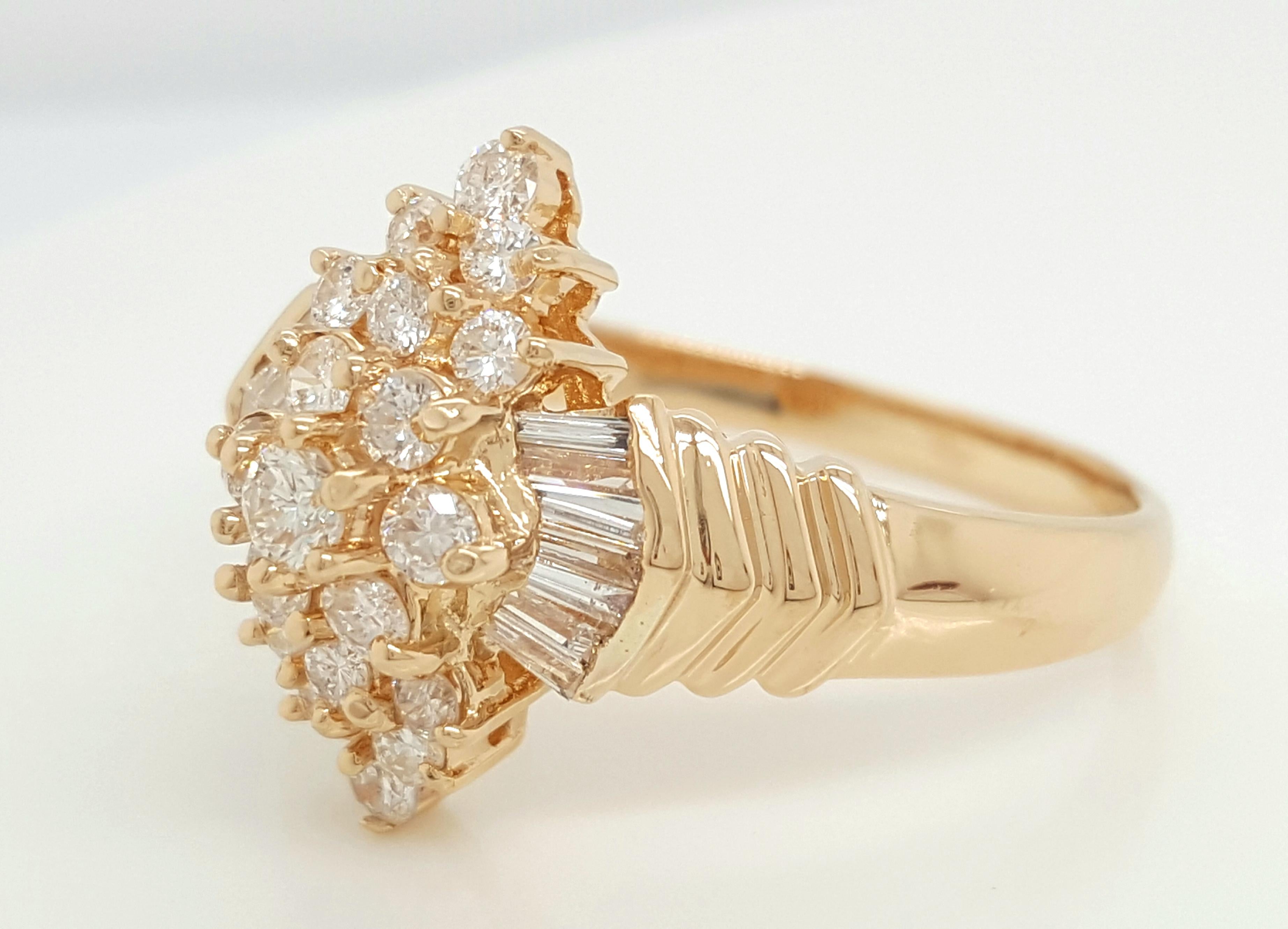 Art Nouveau 1.5 Carat Diamond Cocktail Ring Set in 18 Karat Yellow Gold For Sale