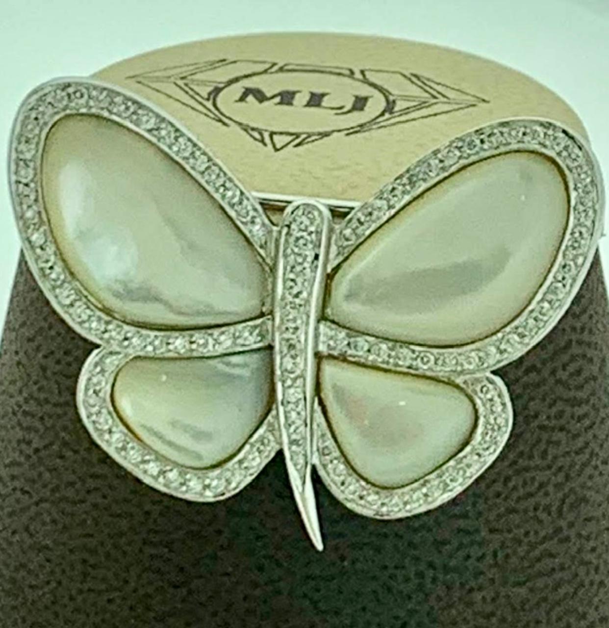 Round Cut 1.0 Carat Diamond and Mother of Pearl Butterfly Broach 18 Karat White Gold 13 Gm