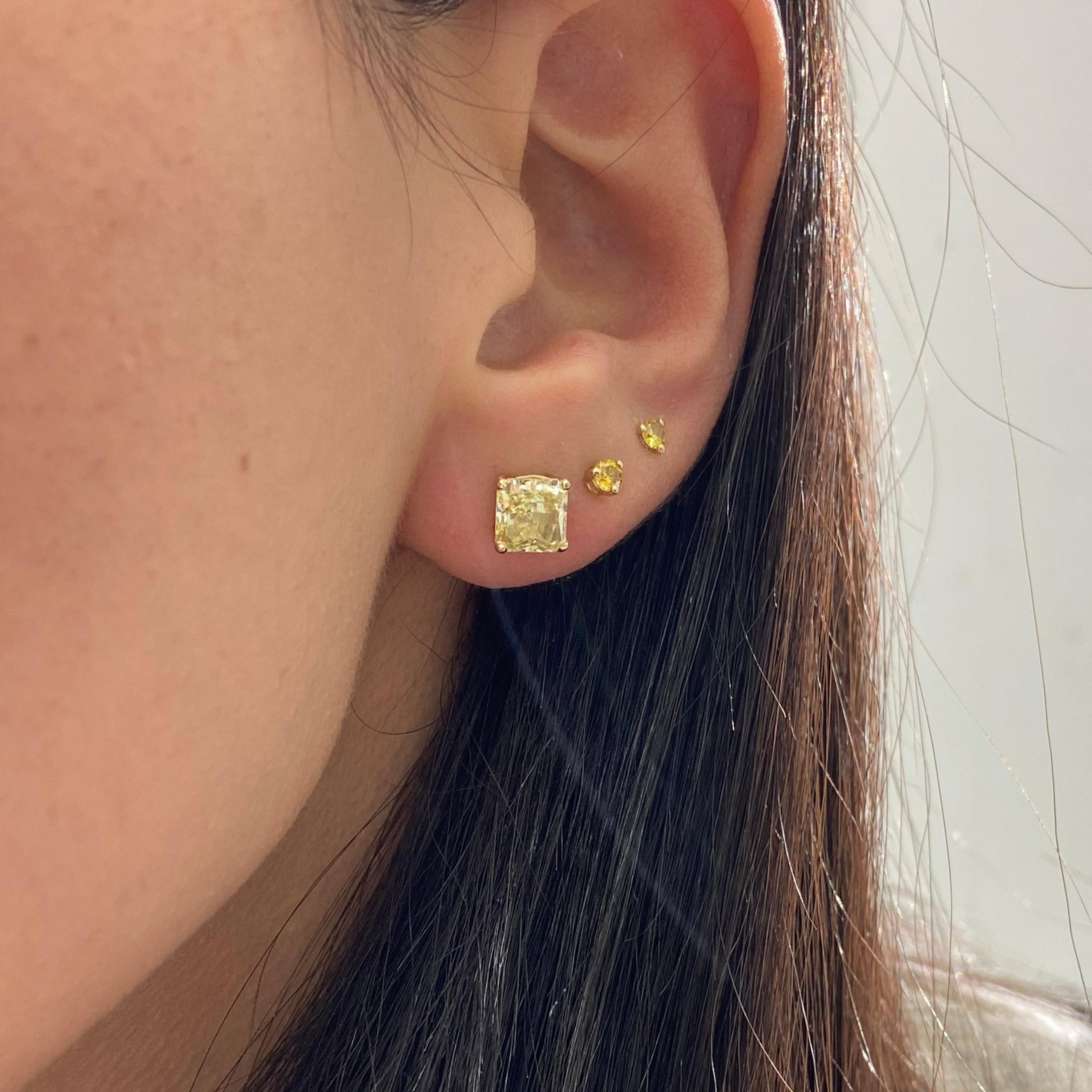 Radiant Cut Rare Colors - 3 Carat Fancy Yellow Radiant Diamond Studs For Sale
