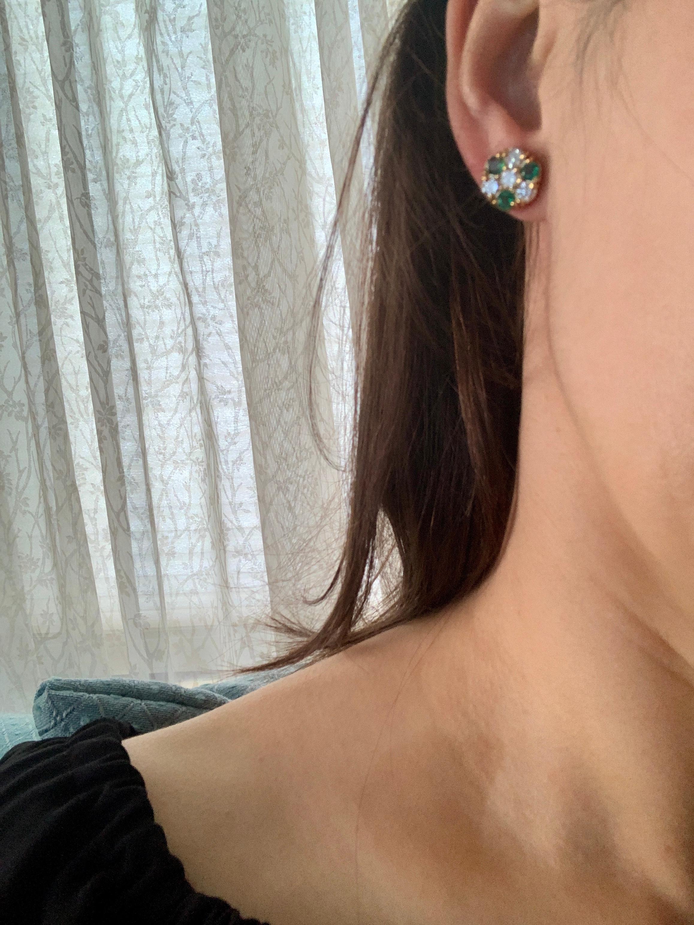 1.5 Carat Emerald and 2 Carat Diamonds Flower Post Earrings 14 Karat Yellow Gold 5