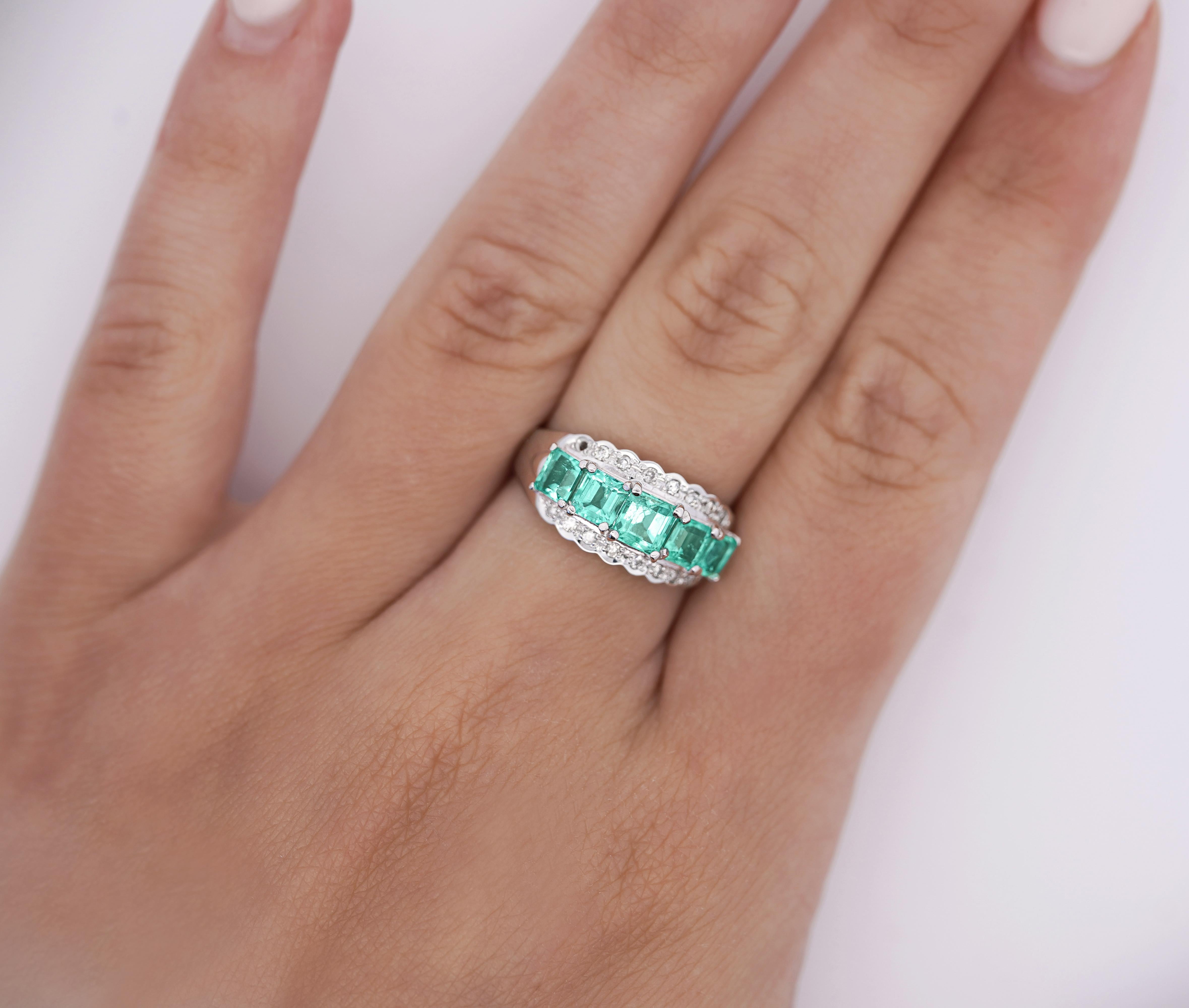 Women's or Men's 1.5 Carat Emerald and Diamond 5-Stone Band Ring in Platinum For Sale