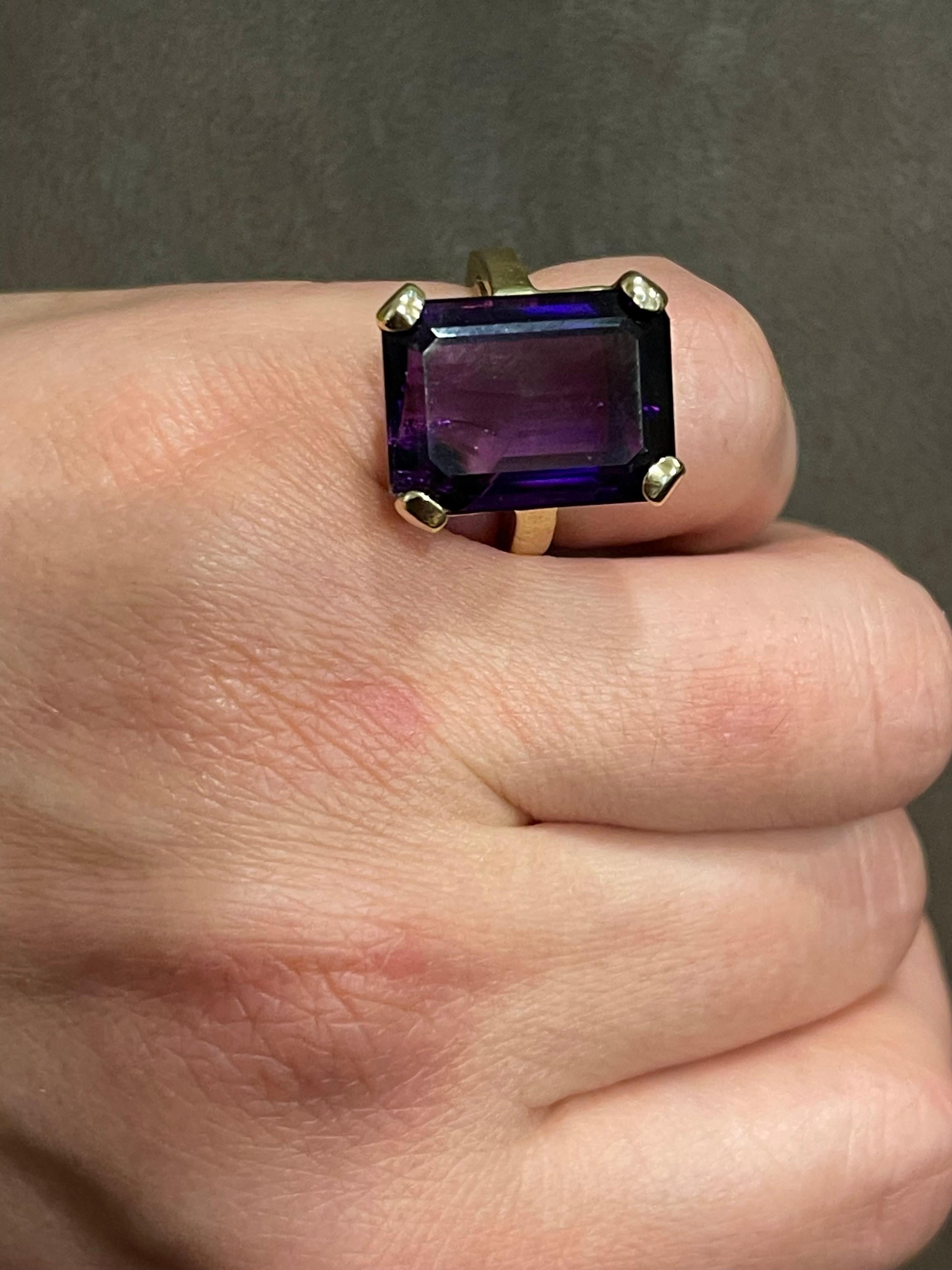 15 Carat Emerald Cut Amethyst Cocktail Ring in 14 Karat Yellow Gold For Sale 6