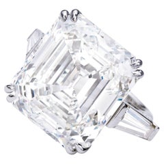 15 Carat Emerald-cut Statement Type IIa FL/IF Diamond Ring