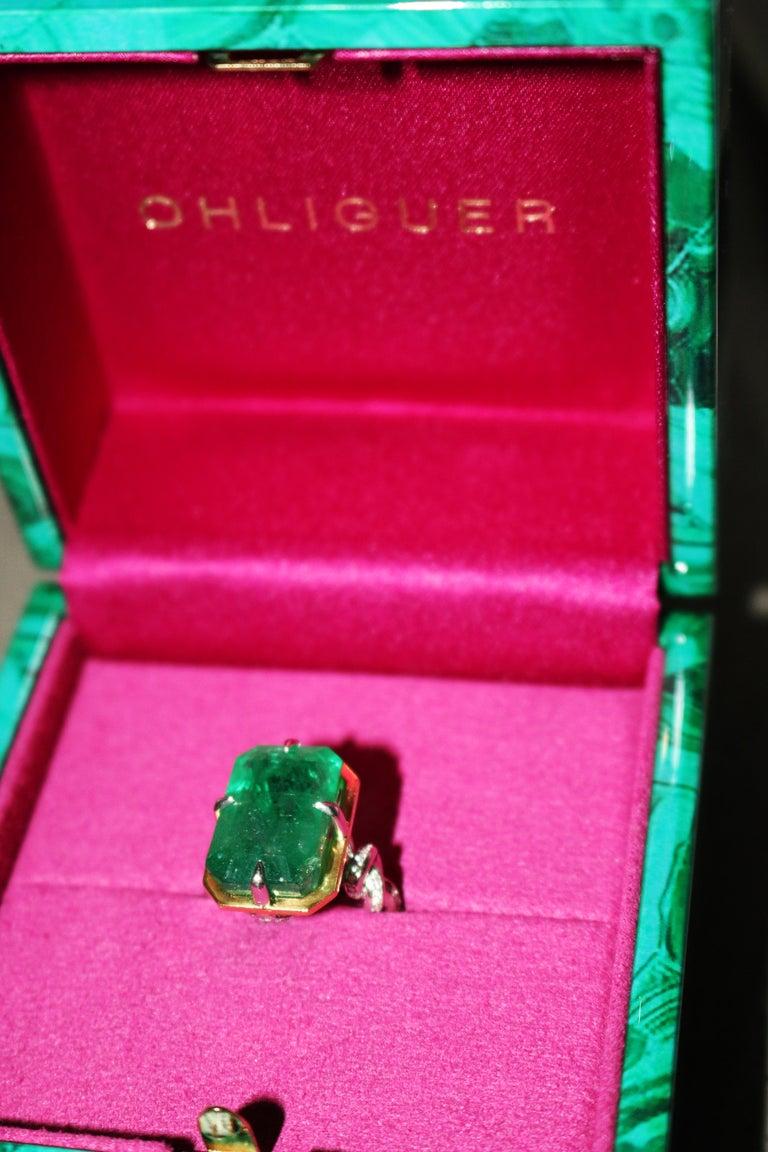 15 Carat Emerald Forget Me Knot Ring in 22k and Platinum with Diamonds For Sale 1