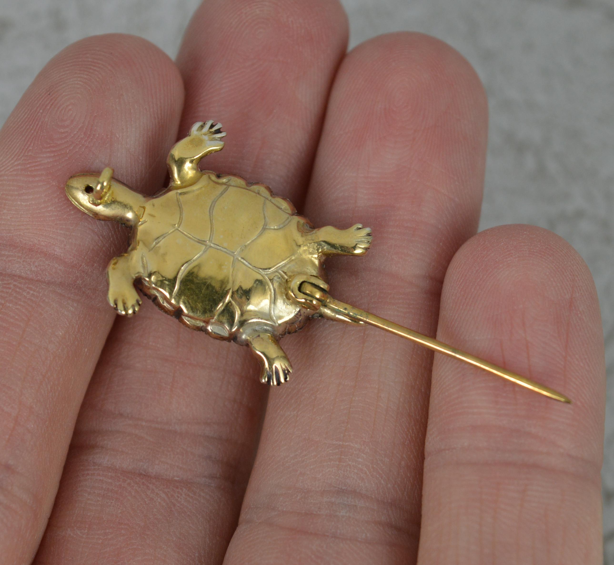 15 Carat Gold Garnet Cabochon and Rose Cut Diamond Turtle Tortoise Brooch In Excellent Condition In St Helens, GB