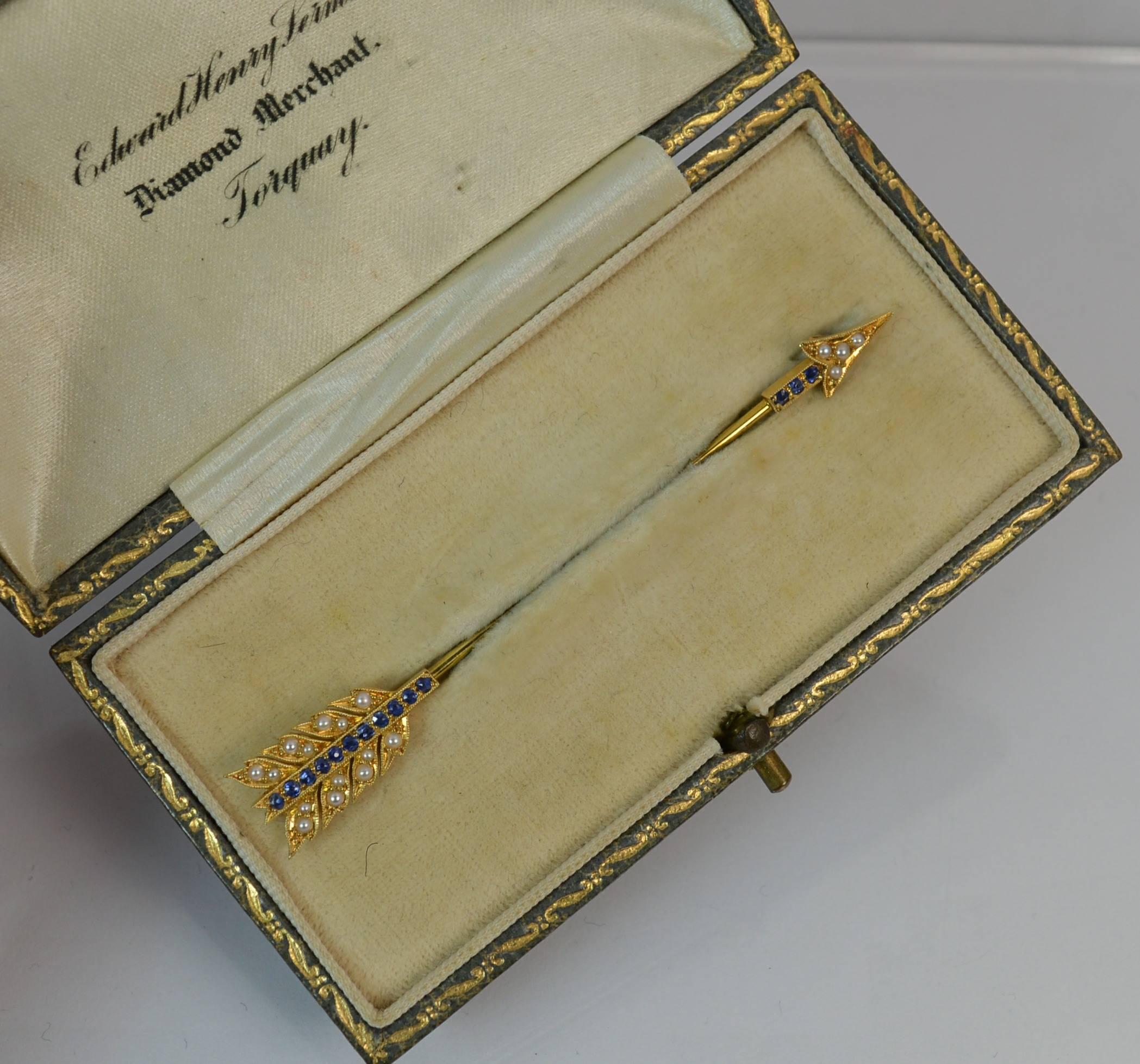  15 Carat Gold Sapphire and Pearl Arrow Jabot Pin in Box In Excellent Condition In St Helens, GB