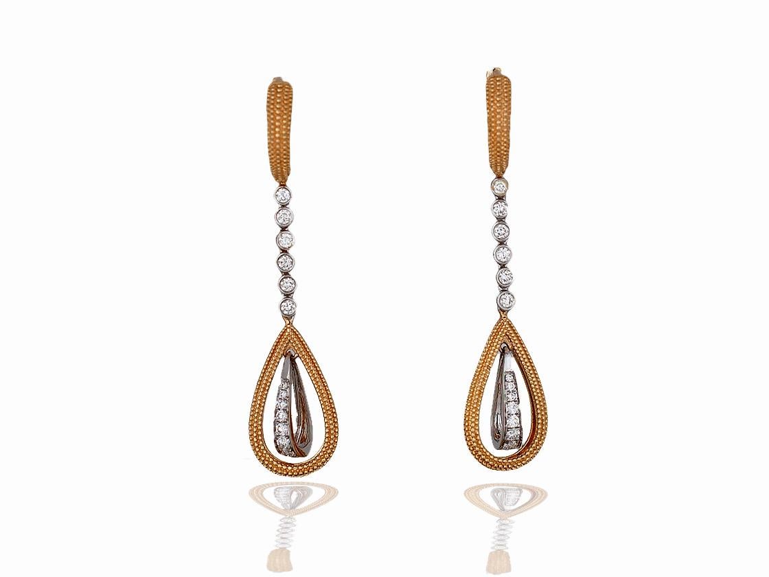 Drop, 1.5 Ct Brilliant 2-Tone Gold,  Diamond Dangle 18Kt Earrings In Excellent Condition For Sale In Aliso Viejo, CA