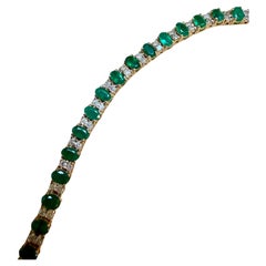 15 Carat Natural Emerald & 2.2 Carat Diamond Tennis Bracelet 14 Kt Yellow Gold