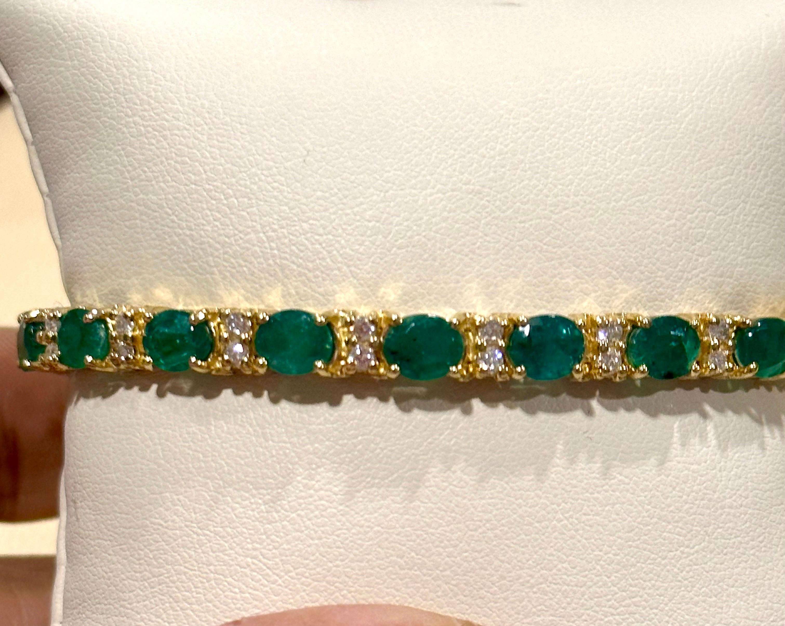 15 Carat Natural Emerald & Diamond Cocktail Tennis Bracelet 14 Karat Yellow Gold For Sale 7