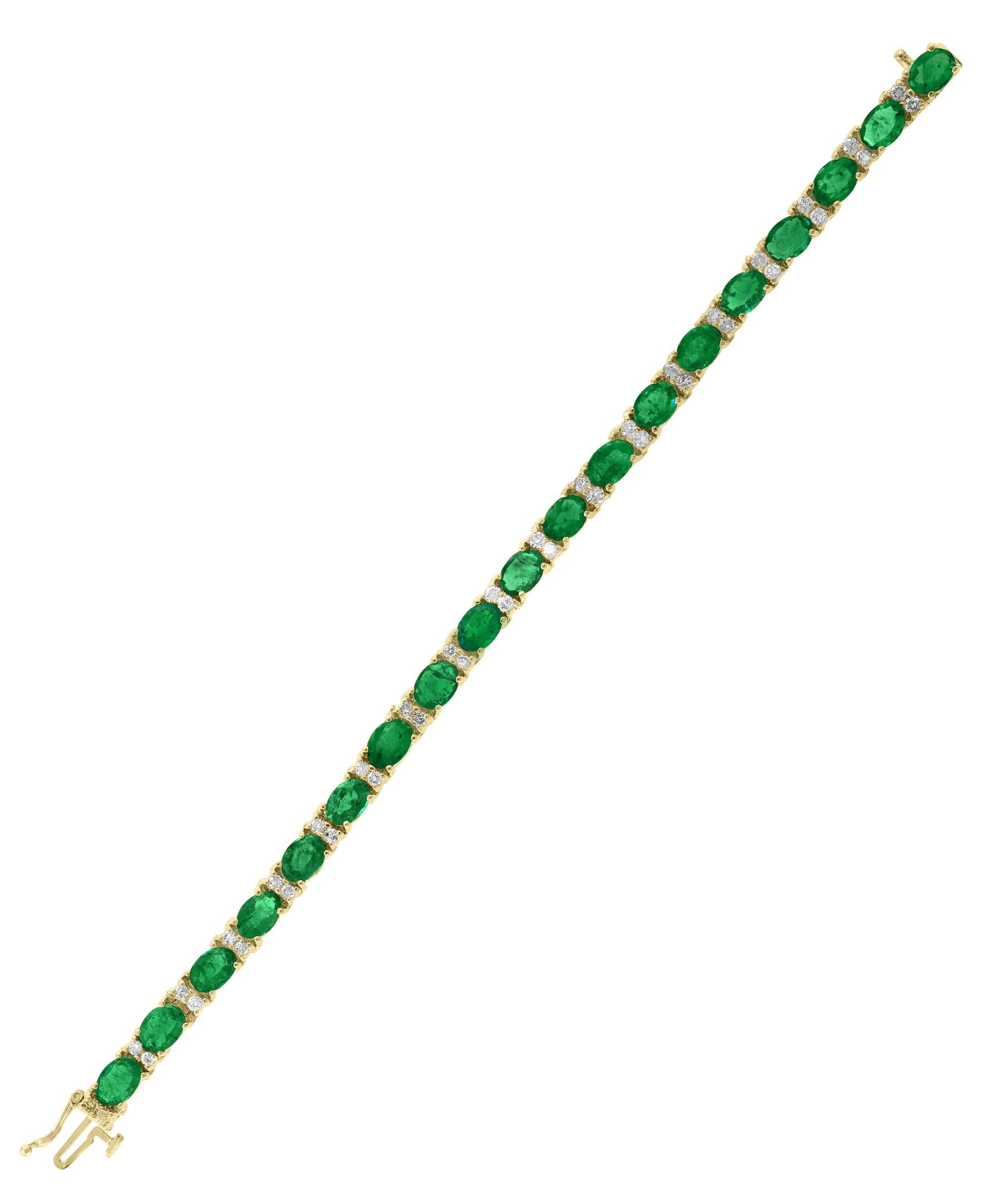 15 Carat Natural Emerald & Diamond Cocktail Tennis Bracelet 14 Karat Yellow Gold In New Condition For Sale In New York, NY