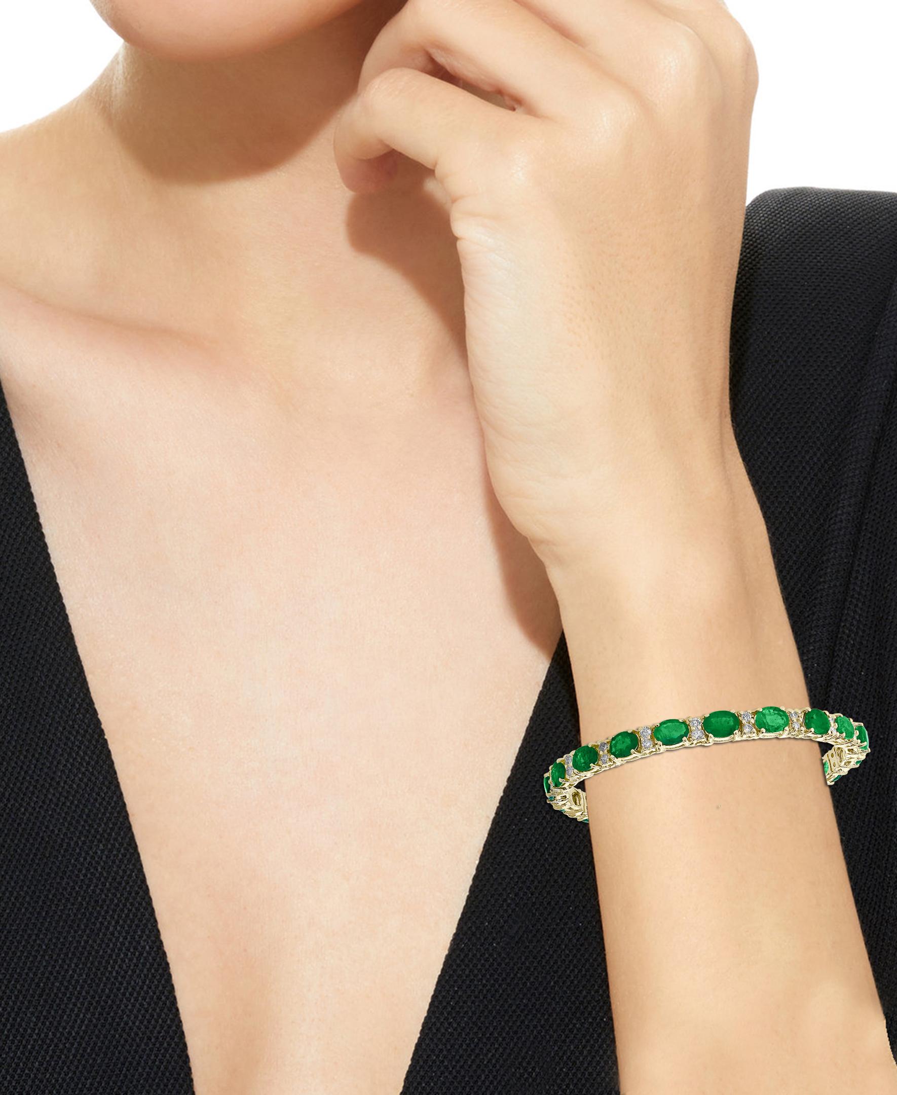 Oval Cut 15 Carat Natural Emerald & Diamond Cocktail Tennis Bracelet 14 Karat Yellow Gold