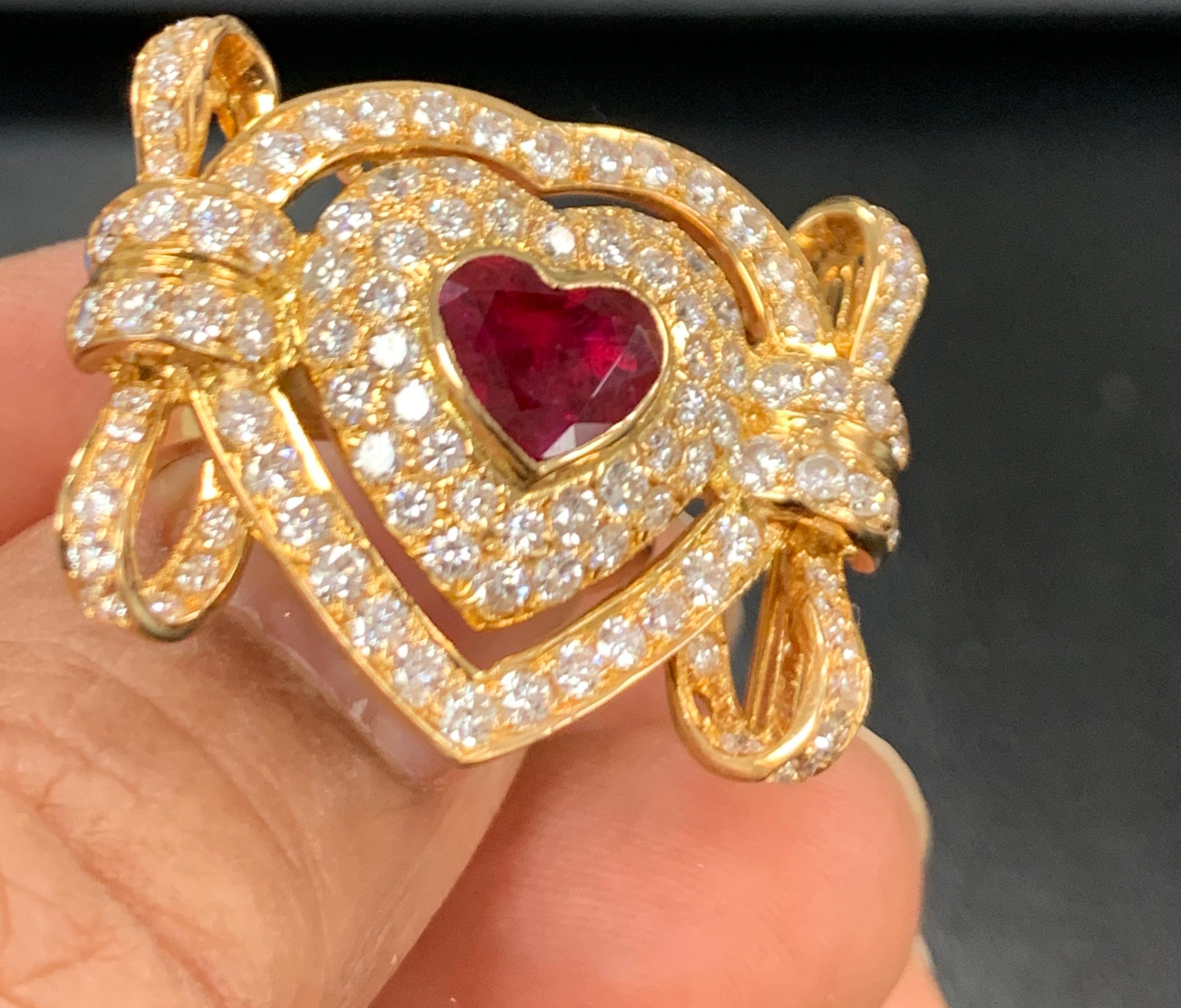 1.5 Carat Natural Heart Shape Ruby and 3.5 Carat Diamond 18 Karat Gold Ring 3