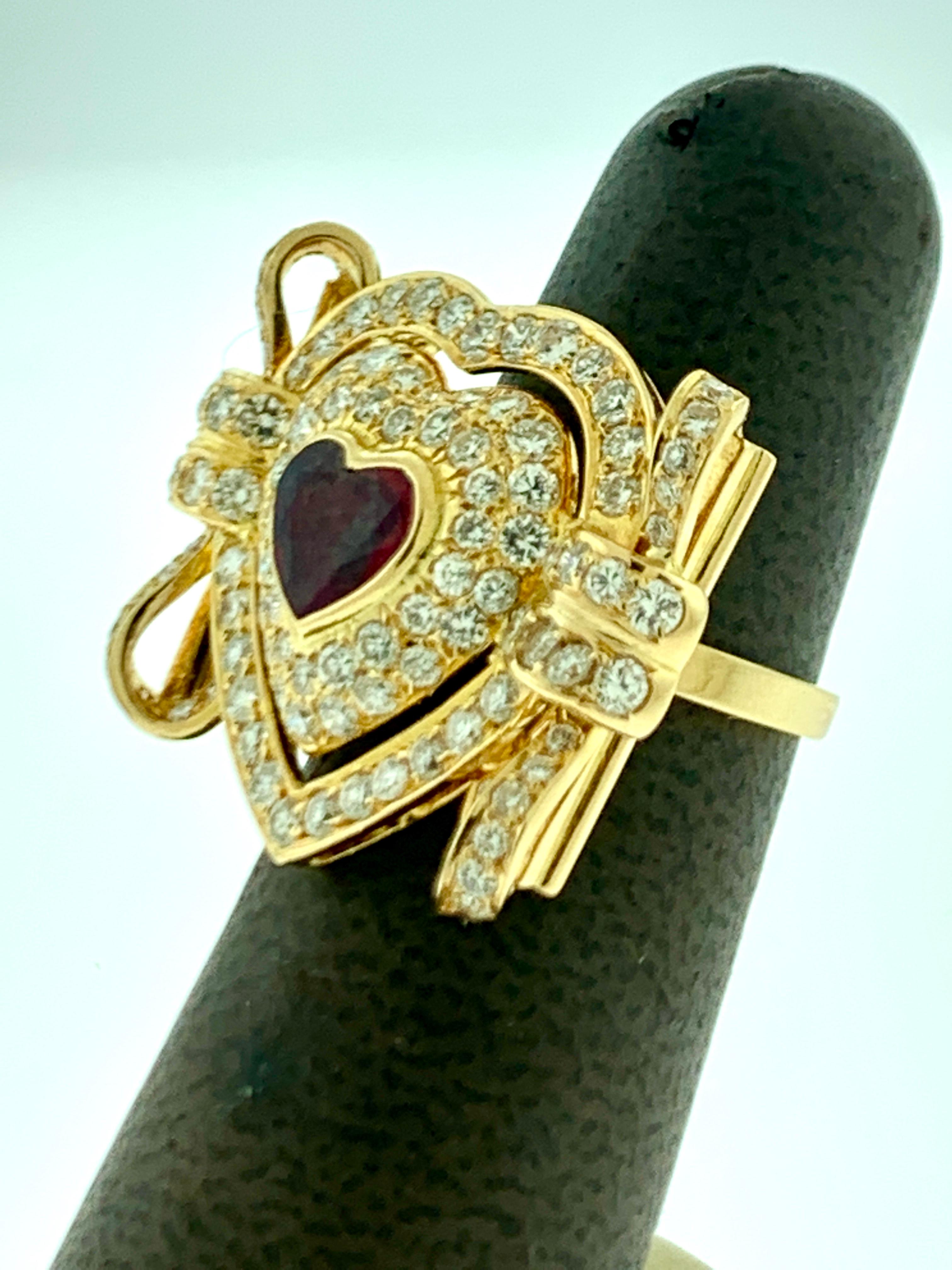 1.5 Carat Natural Heart Shape Ruby and 3.5 Carat Diamond 18 Karat Gold Ring In Excellent Condition In New York, NY
