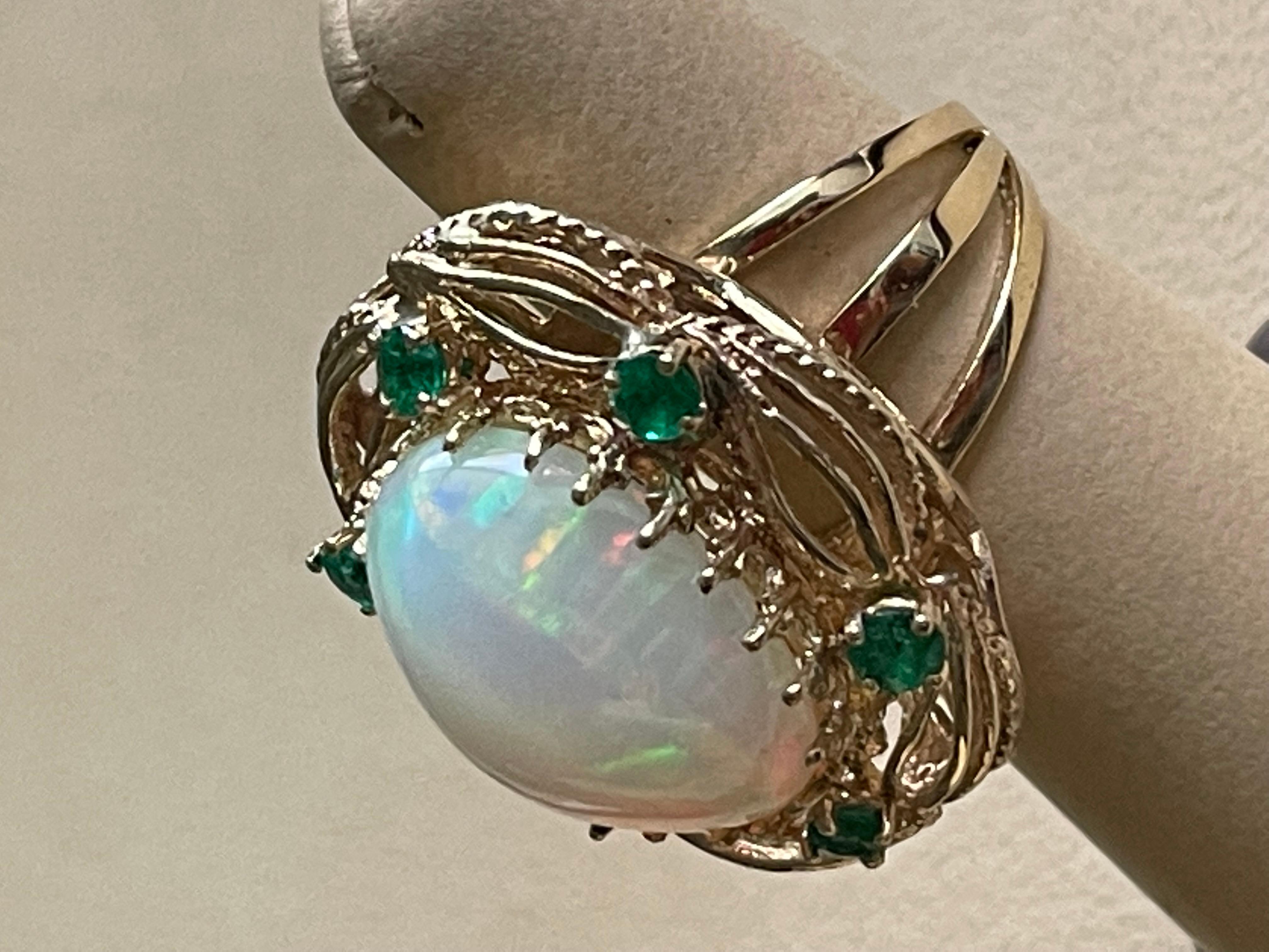 15 Carat Oval Shape Ethiopian Opal Cocktail Ring 14 Karat Yellow Gold Solid Ring For Sale 4