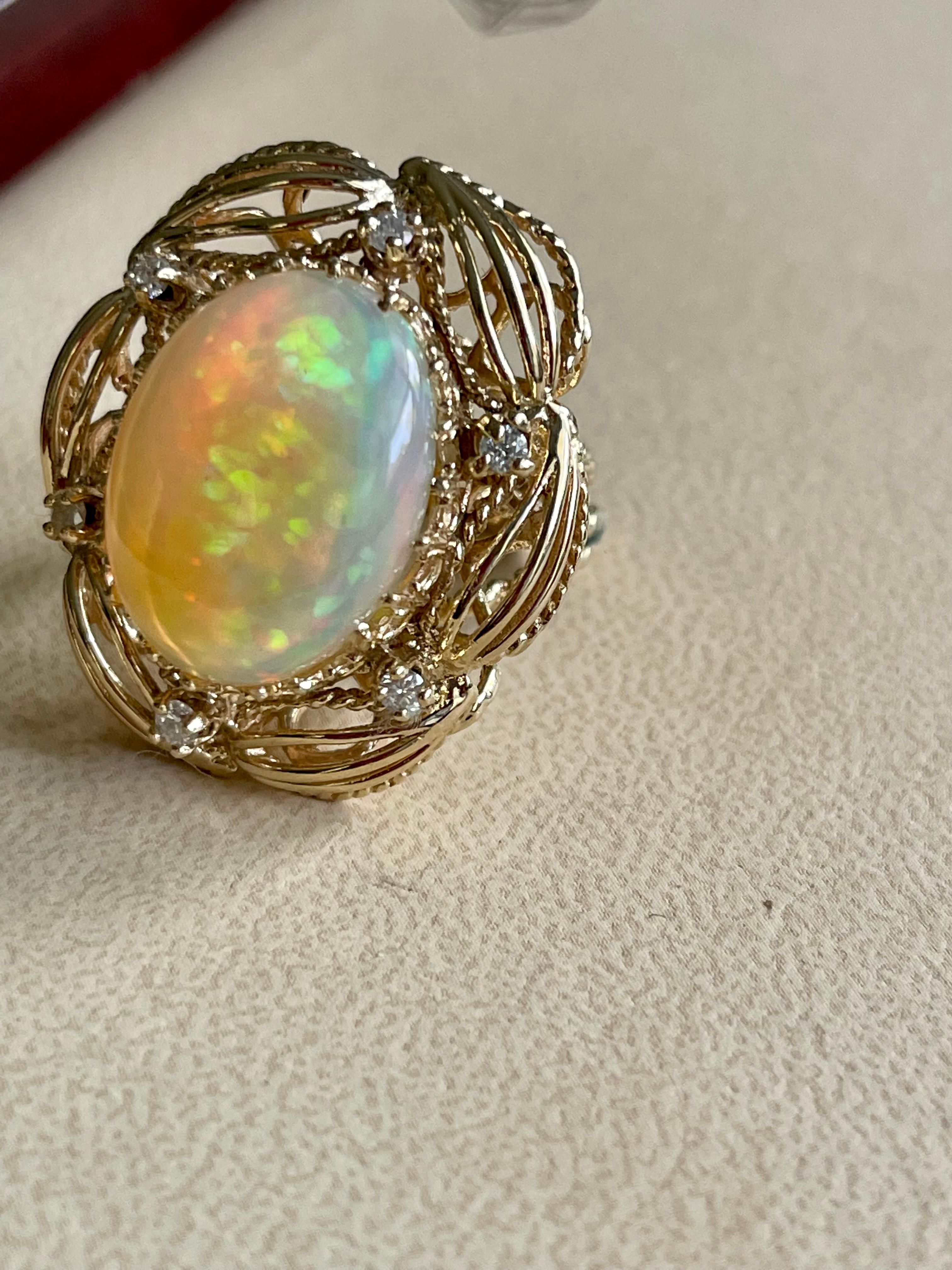 15 Carat Oval Shape Ethiopian Opal Cocktail Ring 14 Karat Yellow Gold Solid Ring In Excellent Condition In New York, NY