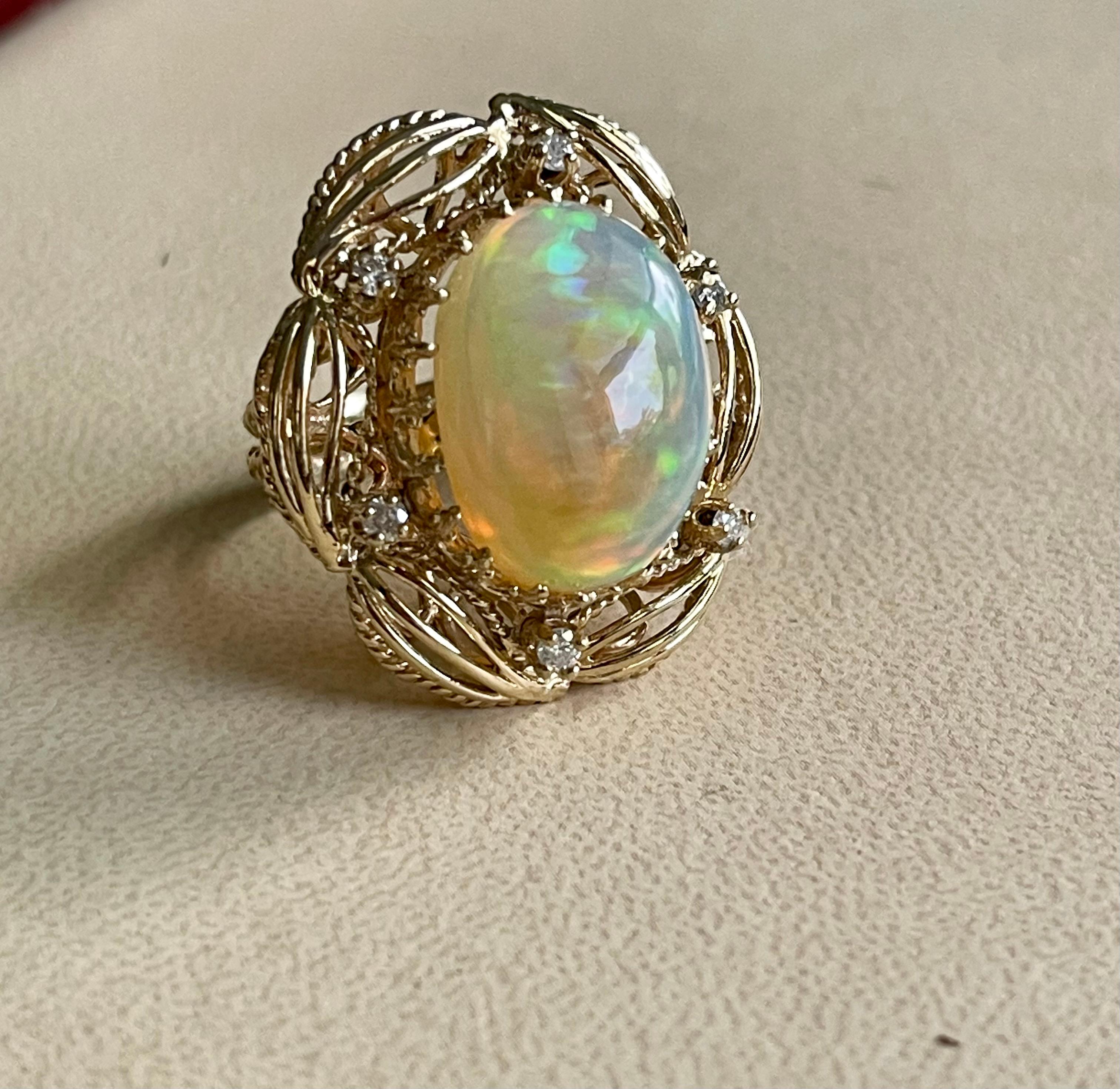 Women's 15 Carat Oval Shape Ethiopian Opal Cocktail Ring 14 Karat Yellow Gold Solid Ring For Sale