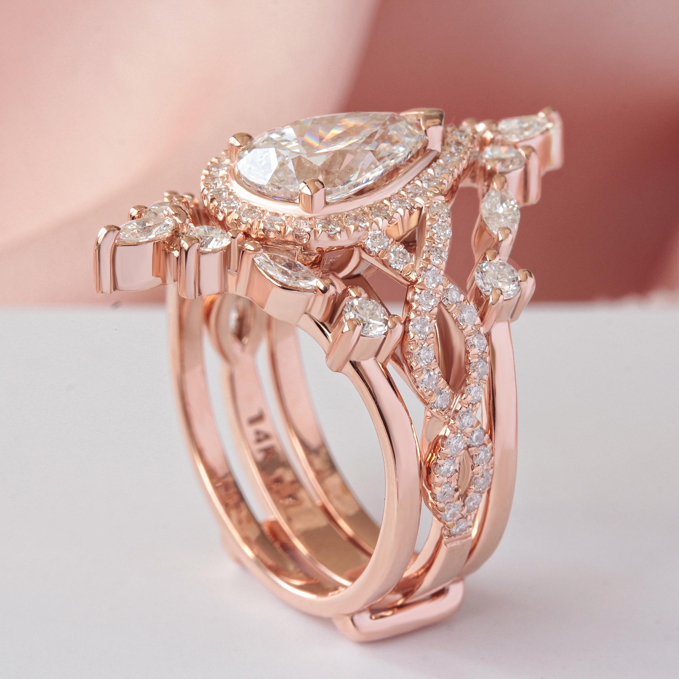 Art Deco 1.5 carat Pear Diamond Twist Shank Halo Engagement Ring Set 'Romeo' For Sale