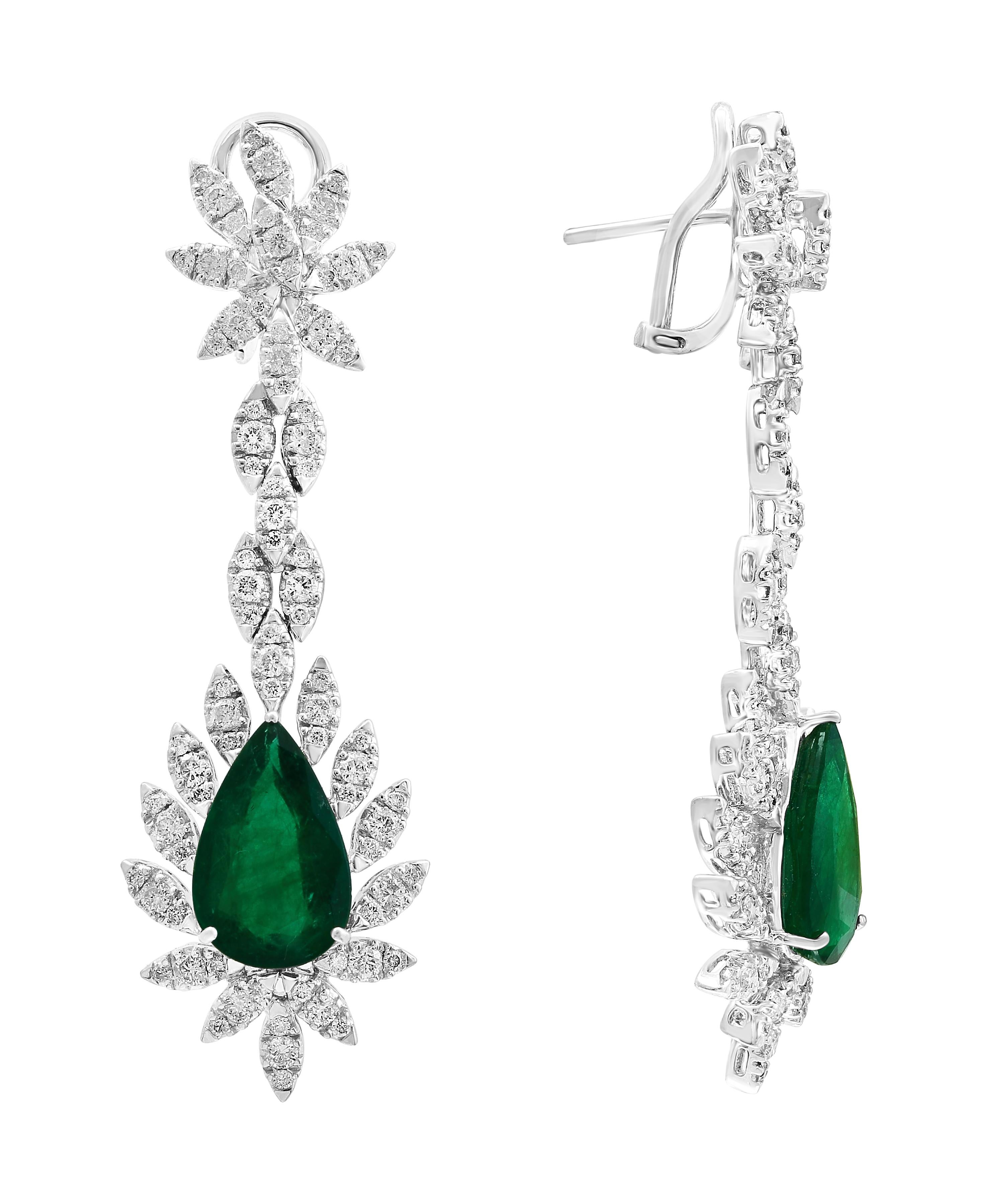 Pear Cut 15 Carat Pear Shape Emerald Diamond Hanging/Drop Earrings 18 Karat White Gold For Sale