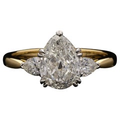 1.5 Carat Pear Statement Brilliant White 14K Gold Refined Light High Jewellery