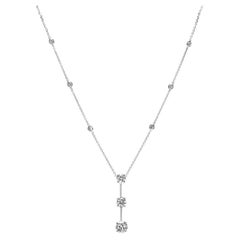 1.5 Carat Round Brilliante Passé Présent Futur 3 Stone Diamond Necklace Certified