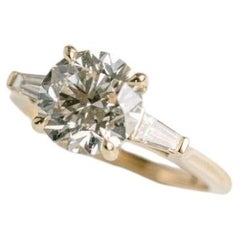 1.5 Carat Round Brilliant Statement Brilliant  Elegant Sparkle Diamond Ring