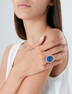 15 Carat oval Brilliant Statement Royal Blue Sapphire 14K White Gold