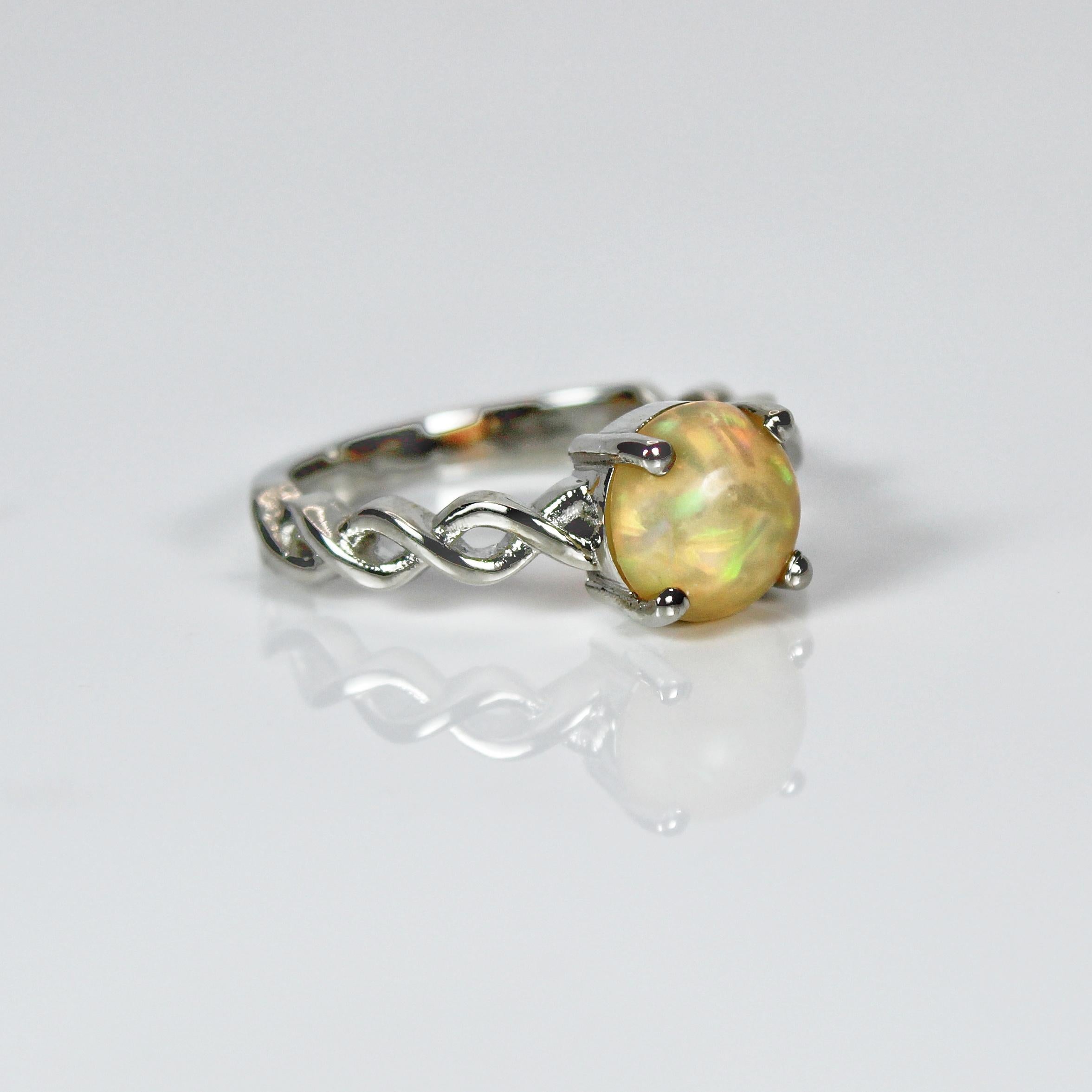 Art Nouveau 1.5 Carat Round Natural Opal Ring For Sale